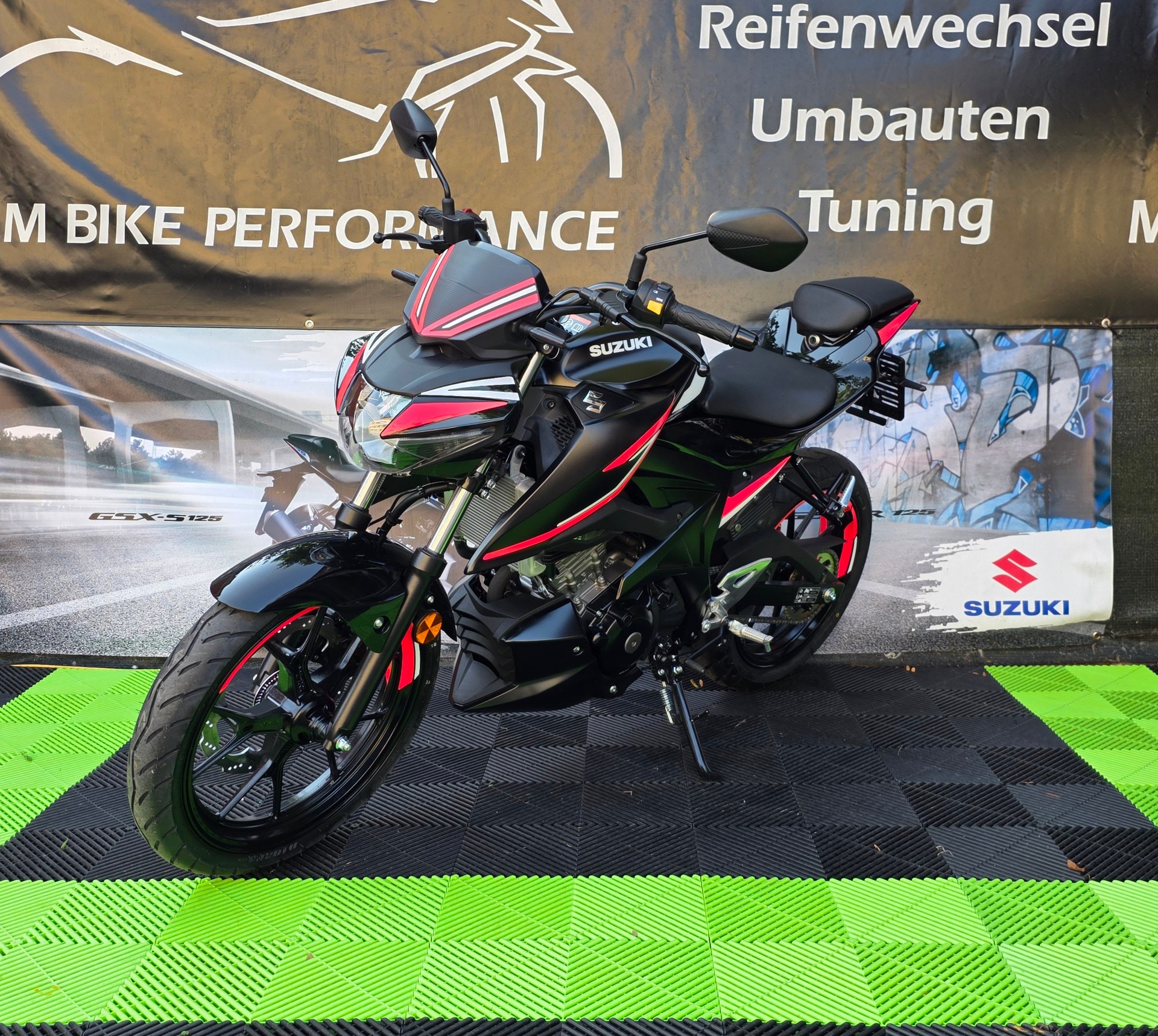 SUZUKI GSX-S 125-image-3