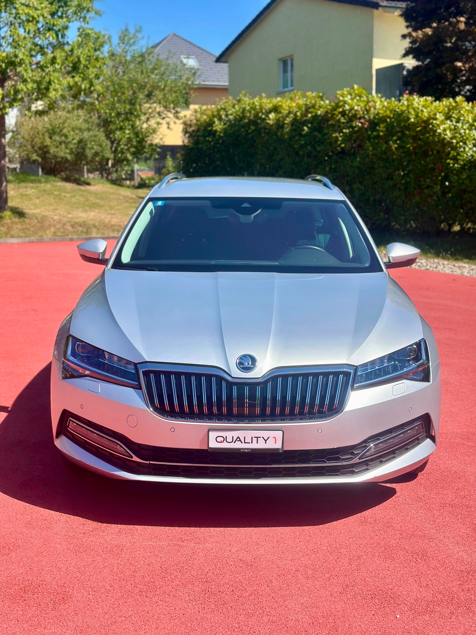 SKODA Superb Combi 2.0 TDi Style DSG-showroom-element-1
