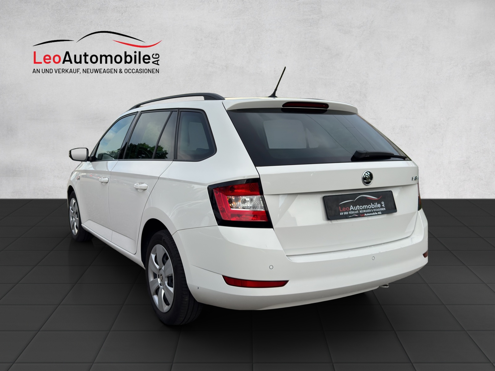 SKODA Fabia Combi 1.0 TSI Ambition-showroom-element-3