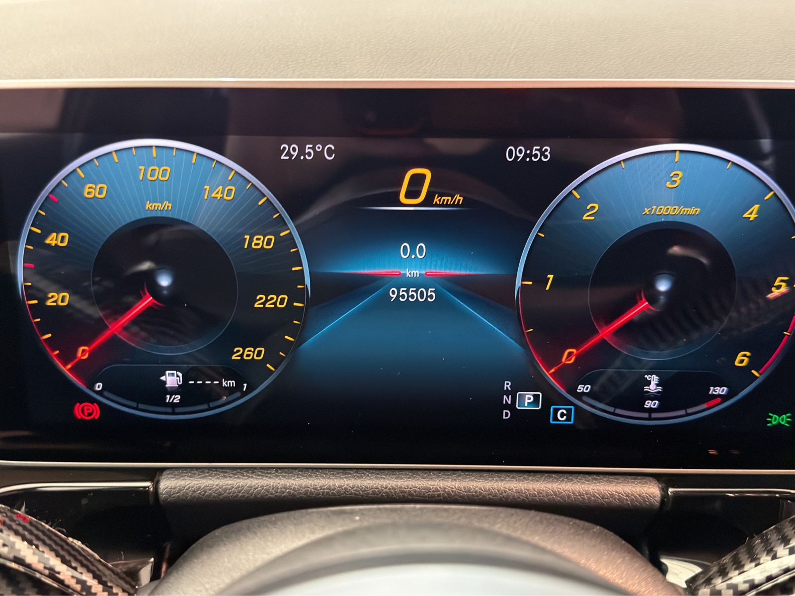 MERCEDES-BENZ B 220 d AMG Line-image-9