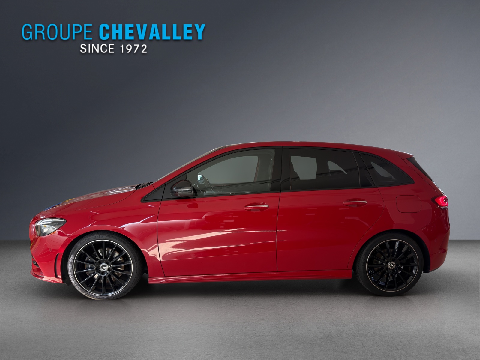 MERCEDES-BENZ B 220 d AMG Line-showroom-element-1