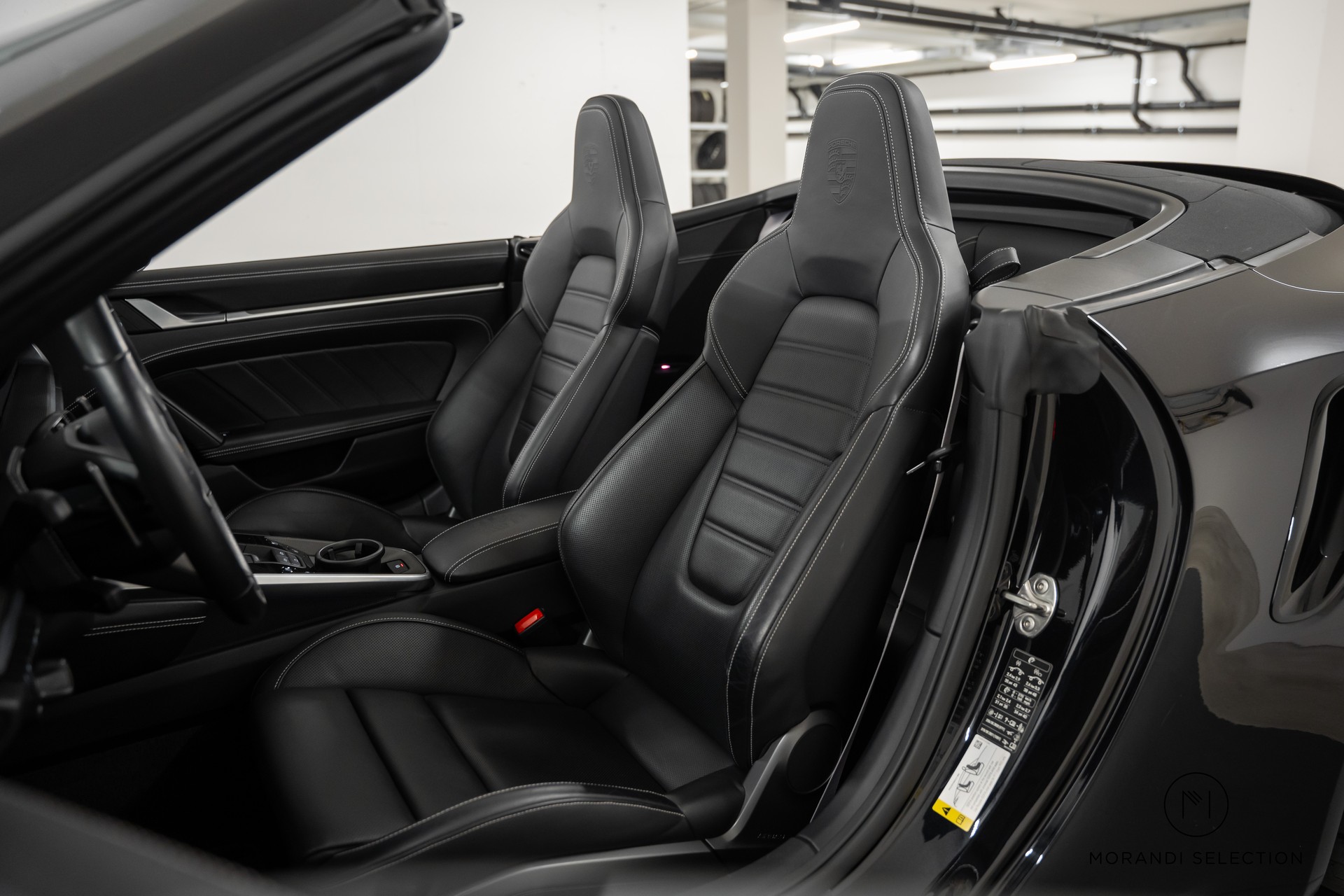 PORSCHE 911 Cabriolet 3.7 Turbo S PDK-image-13