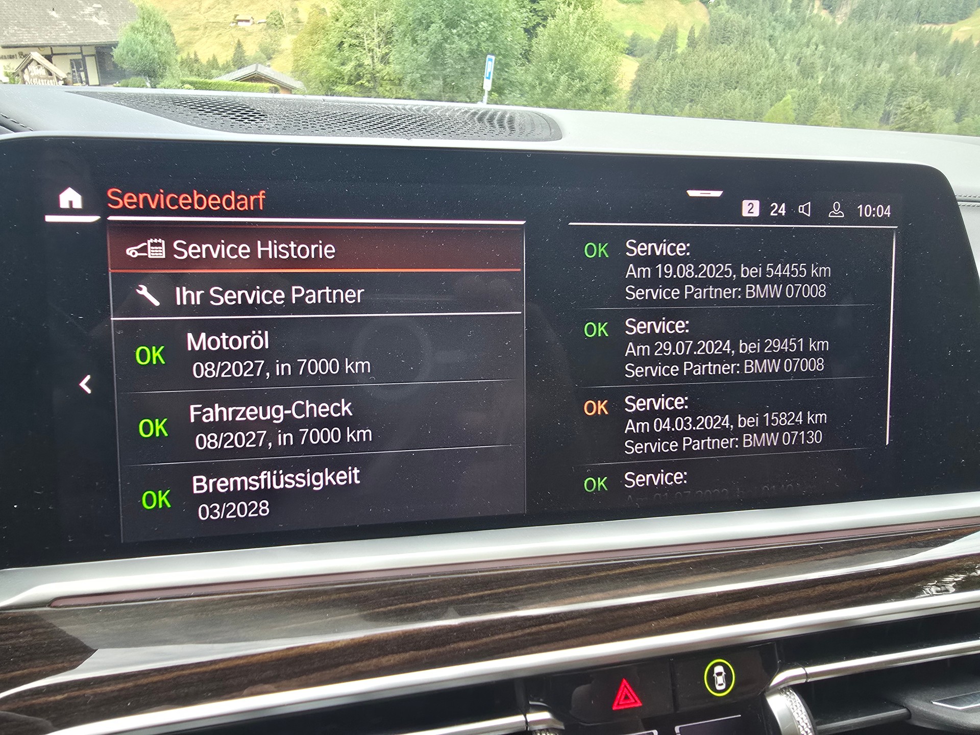 BMW M50i-image-16