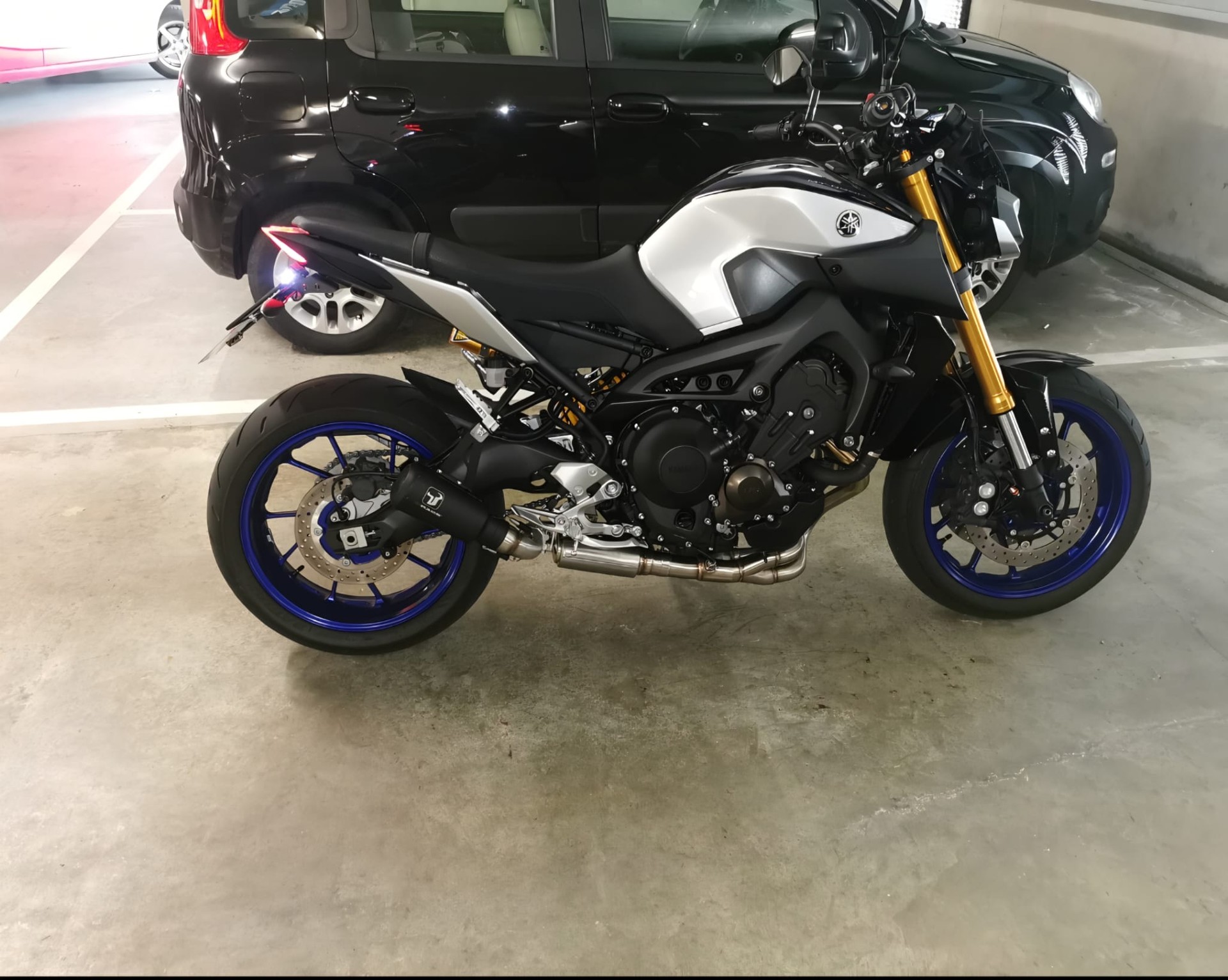YAMAHA MT-09 SP ABS-image-7