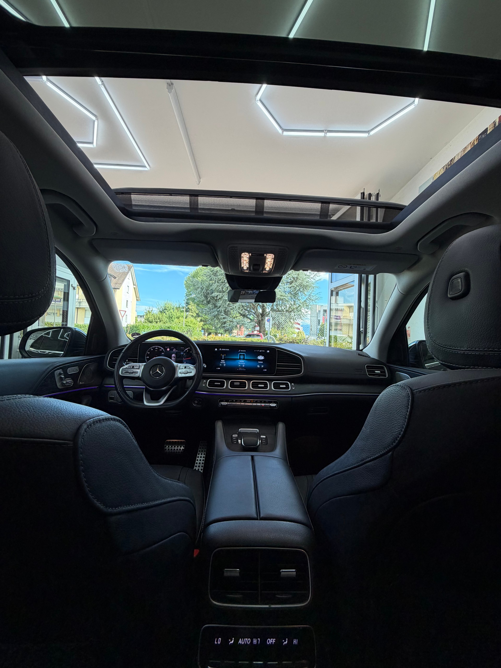 MERCEDES-BENZ GLE 450 4Matic AMG Line 9G-Tronic-image-23