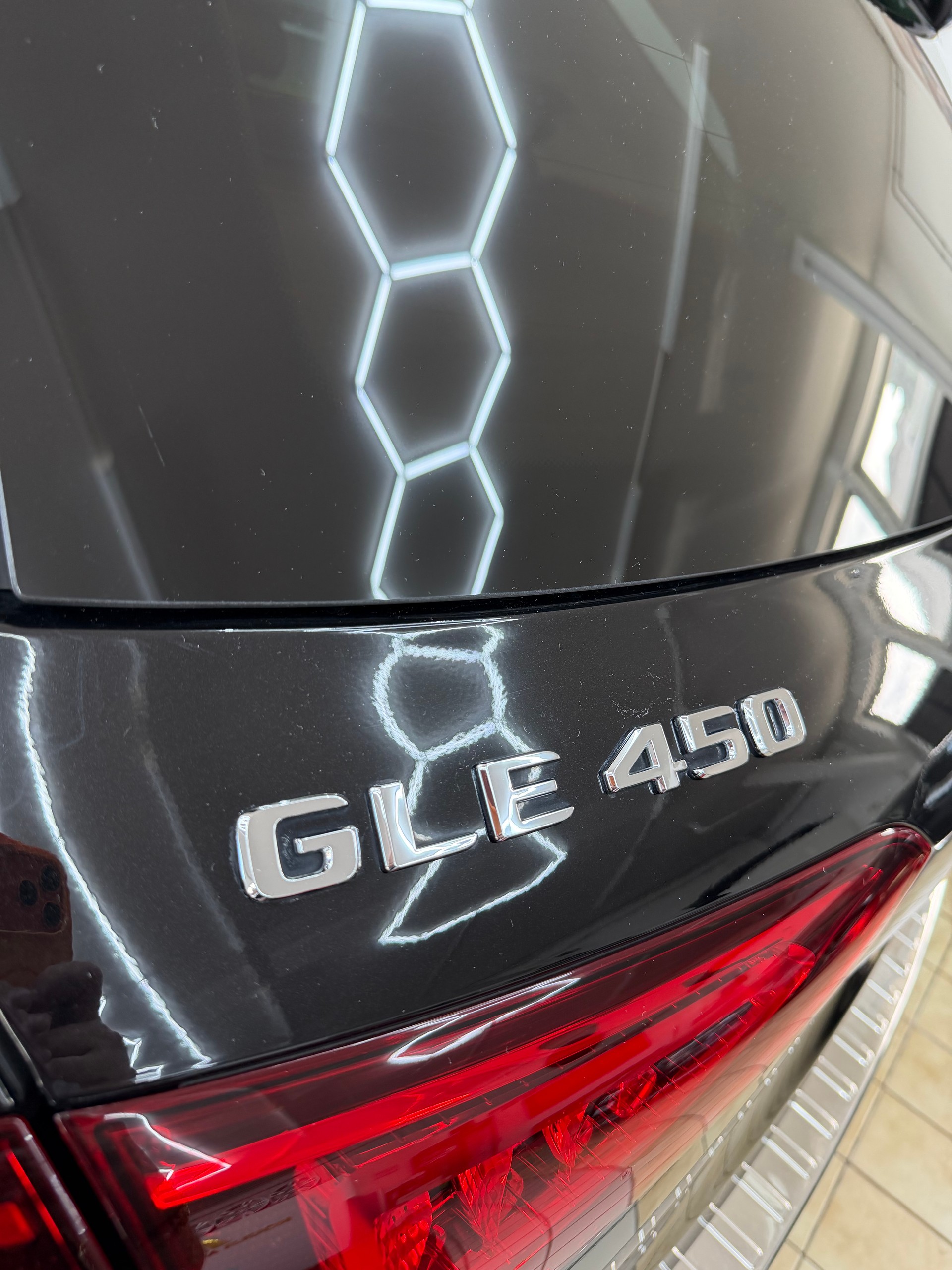 MERCEDES-BENZ GLE 450 4Matic AMG Line 9G-Tronic-image-17