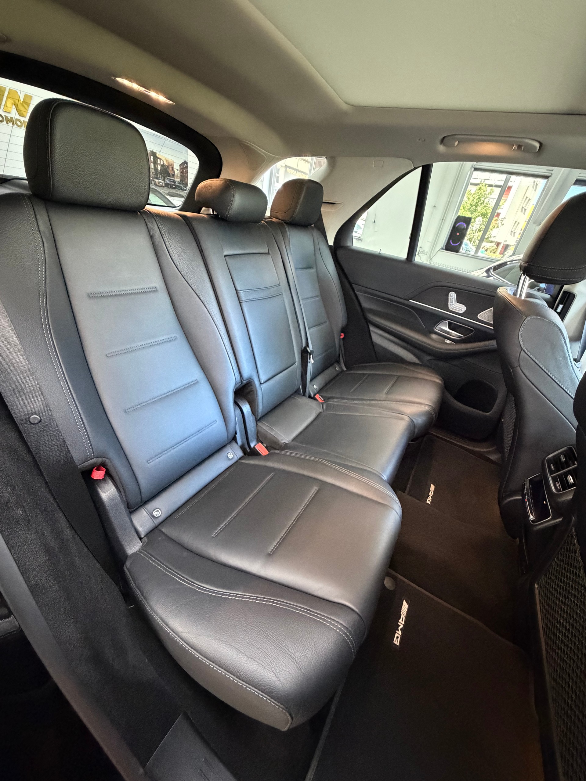 MERCEDES-BENZ GLE 450 4Matic AMG Line 9G-Tronic-image-19