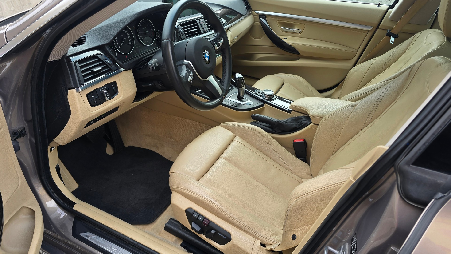 BMW 335d GT xDrive Luxury Line Steptronic-image-10