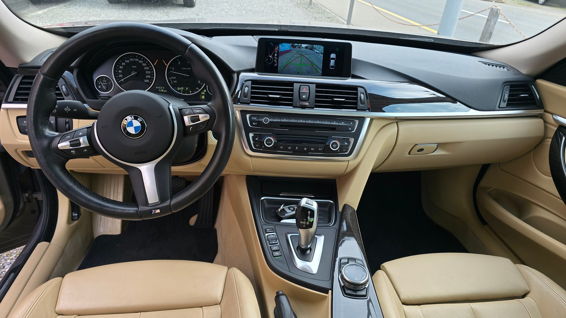 BMW 335d GT xDrive Luxury Line Steptronic-image-14