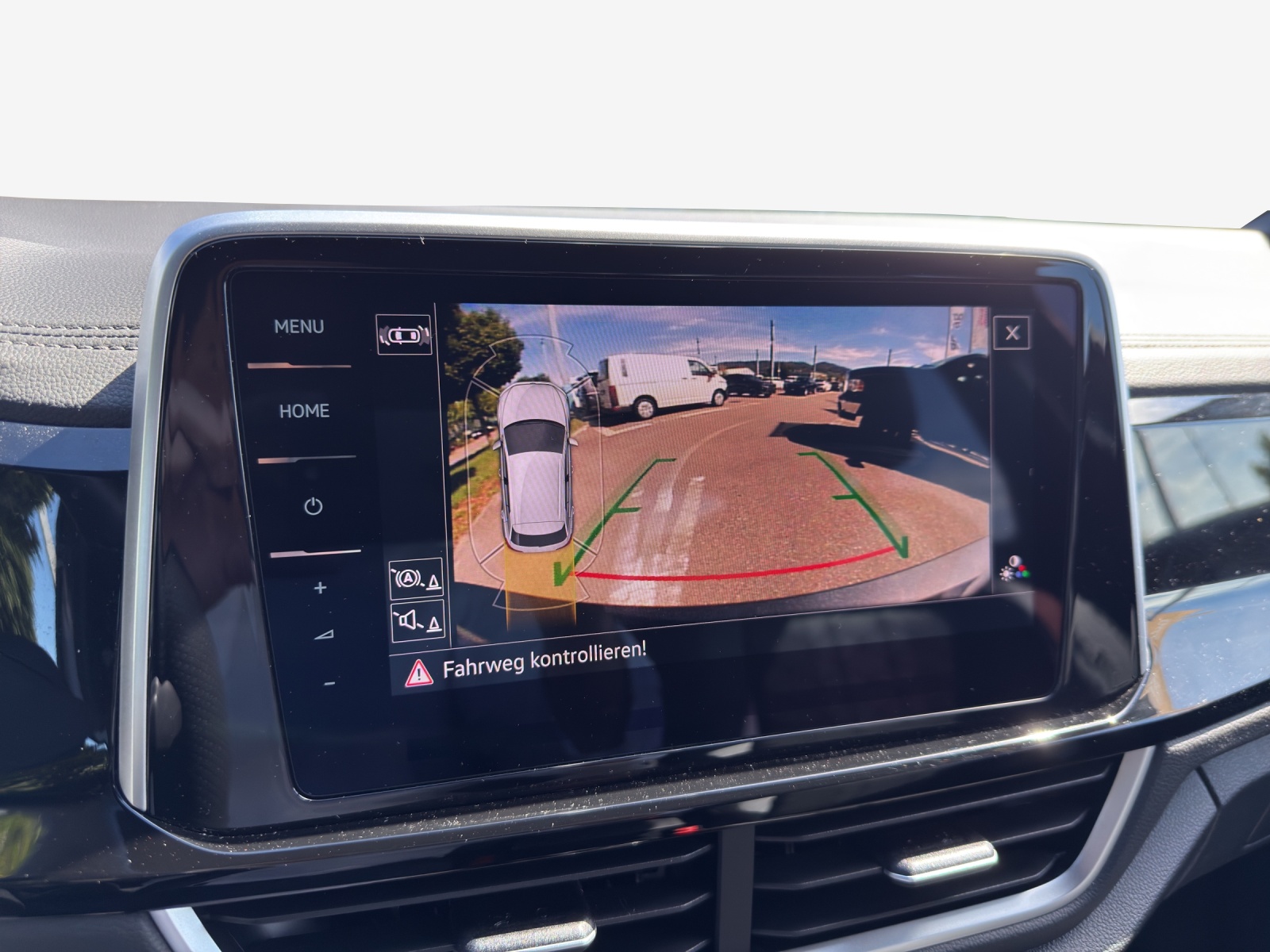 VW T-Roc 2.0 TSI R-Line DSG 4Motion-image-14