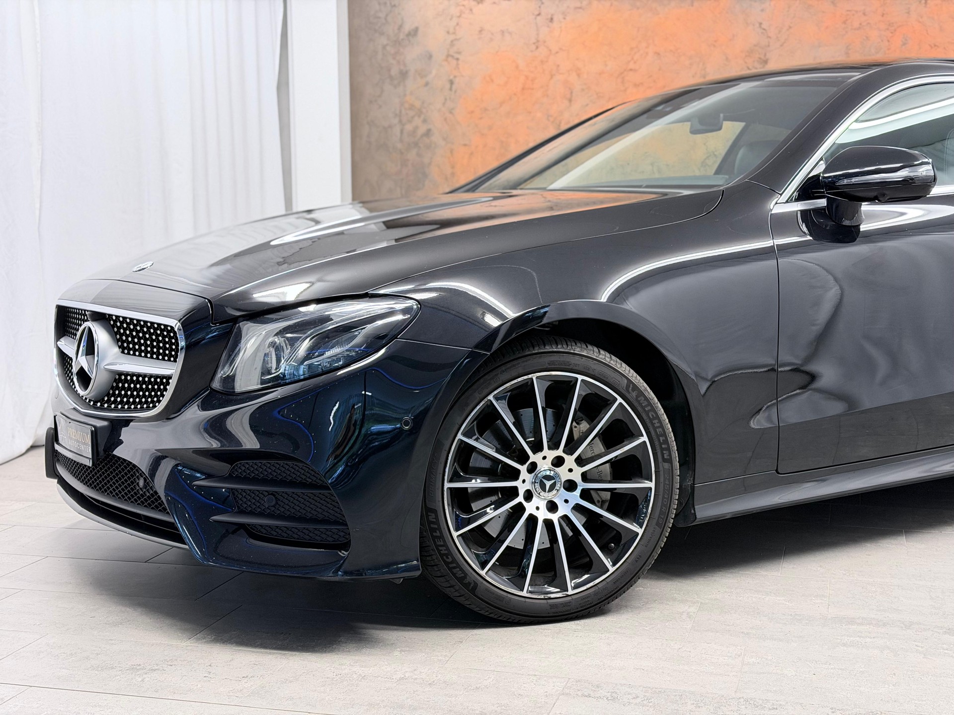 MERCEDES-BENZ E 220 d Coupé AMG Line 4 Matic 9G-Tronic *CH-Fahrzeug*Panorama*Head-Up*Burmester*-showroom-element-2