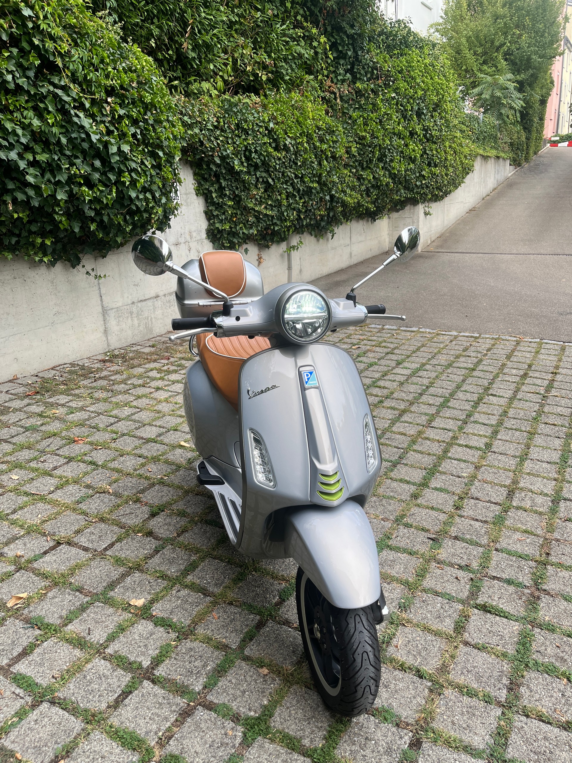 PIAGGIO Vespa Primavera Elettrica E5+ 70km/h-image-4