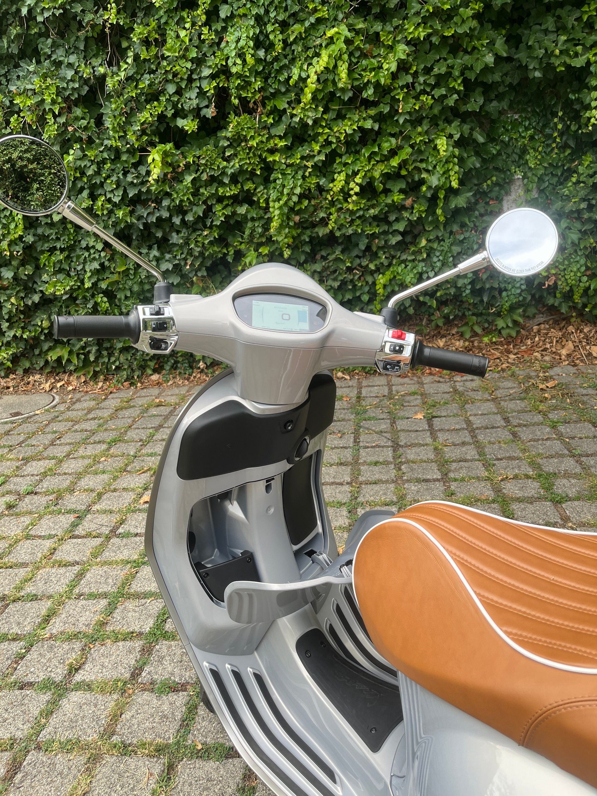 PIAGGIO Vespa Primavera Elettrica E5+ 70km/h-image-5