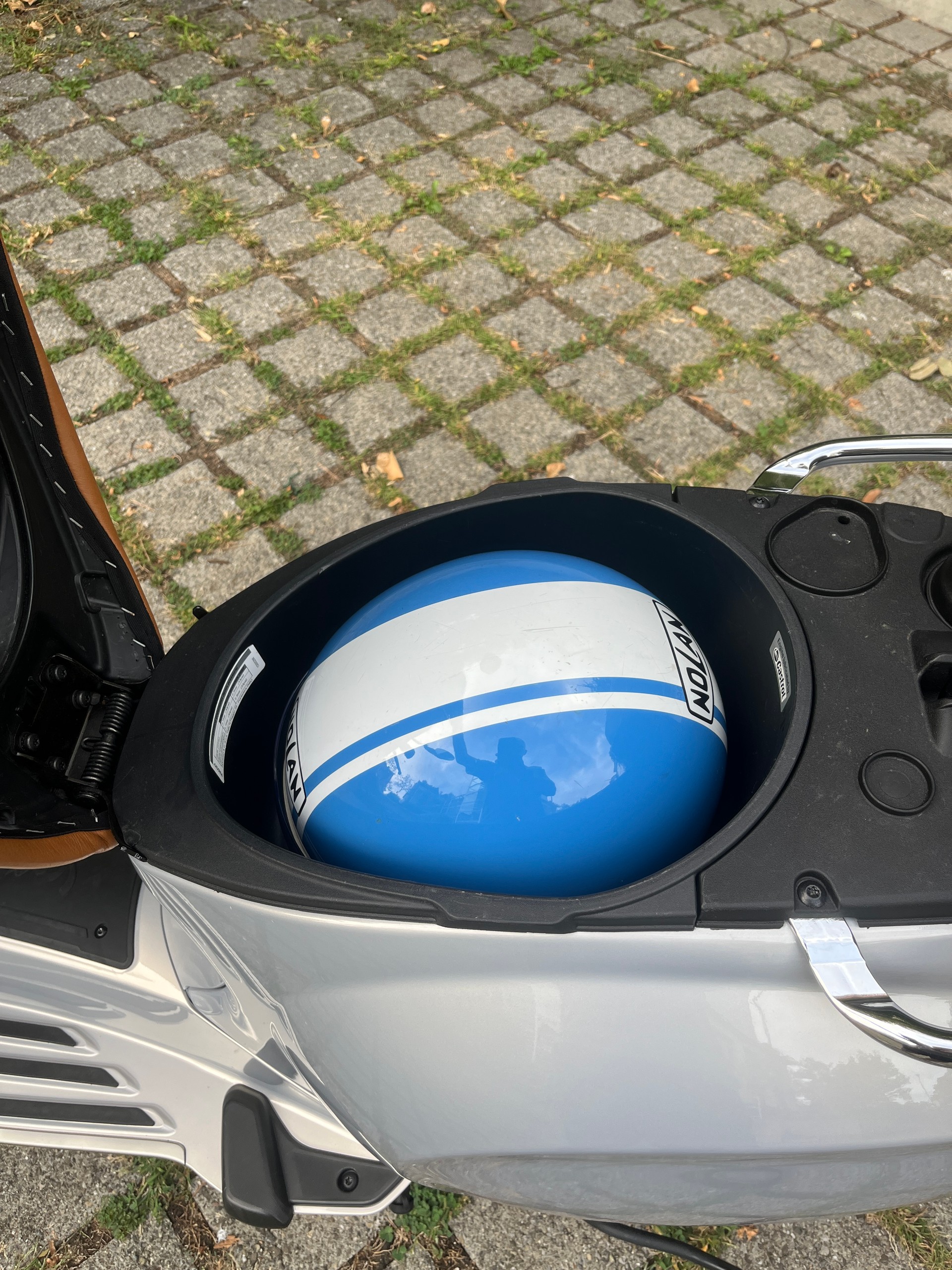 PIAGGIO Vespa Primavera Elettrica E5+ 70km/h-image-9