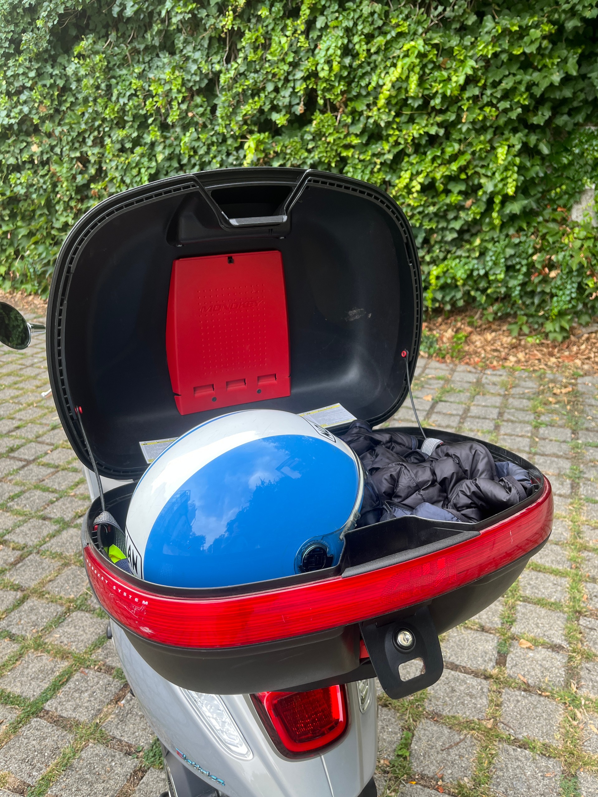 PIAGGIO Vespa Primavera Elettrica E5+ 70km/h-image-12