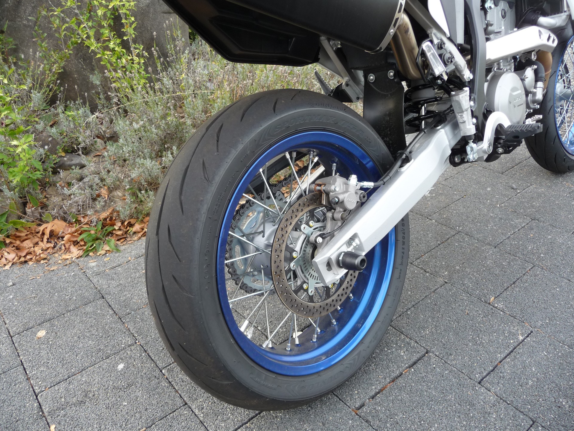 SUZUKI DR-Z 4-image-5