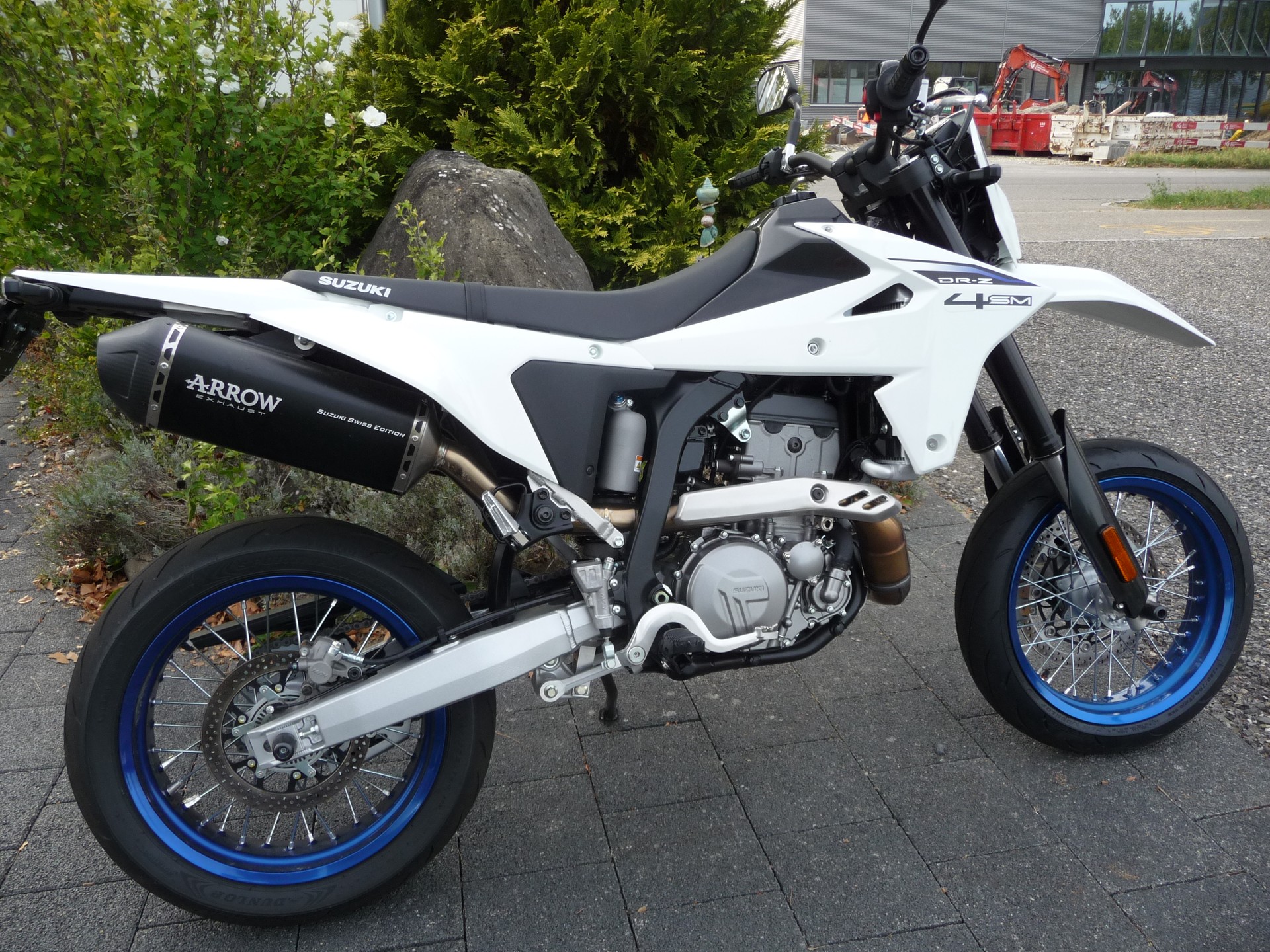 SUZUKI DR-Z 4-image-0