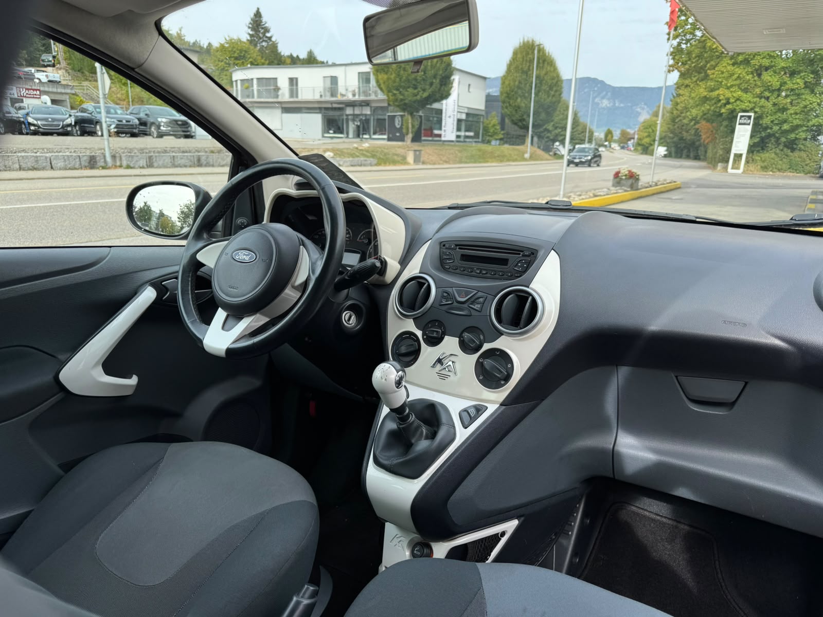FORD KA 1.25 Ambiente-image-9