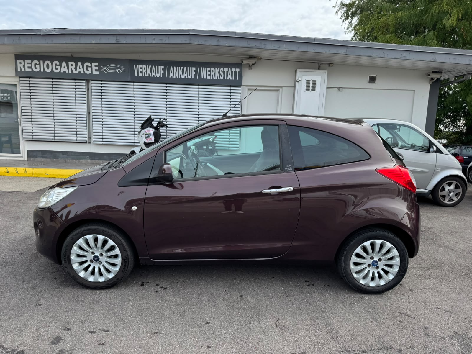FORD KA 1.25 Ambiente-showroom-element-1