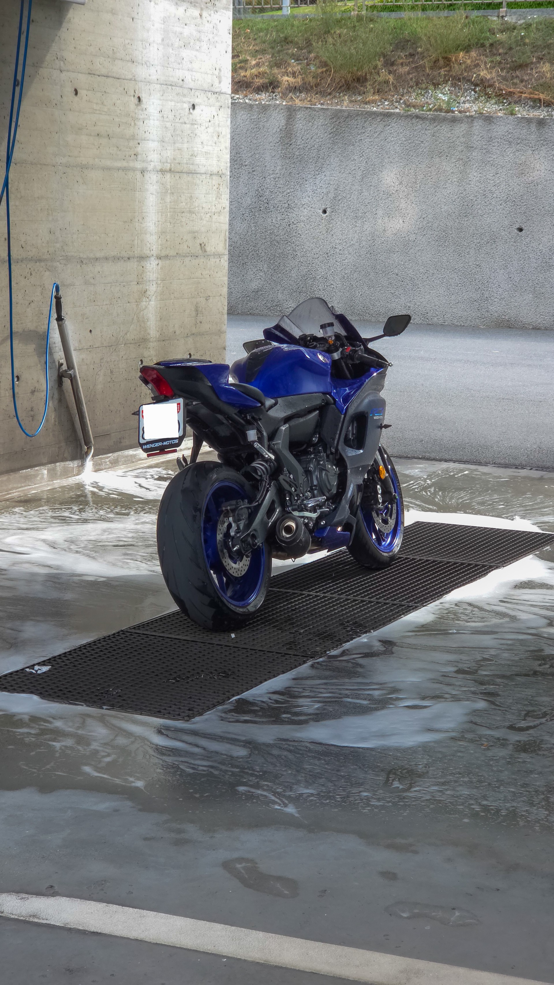 YAMAHA YZF-R7 (35kW)-image-1