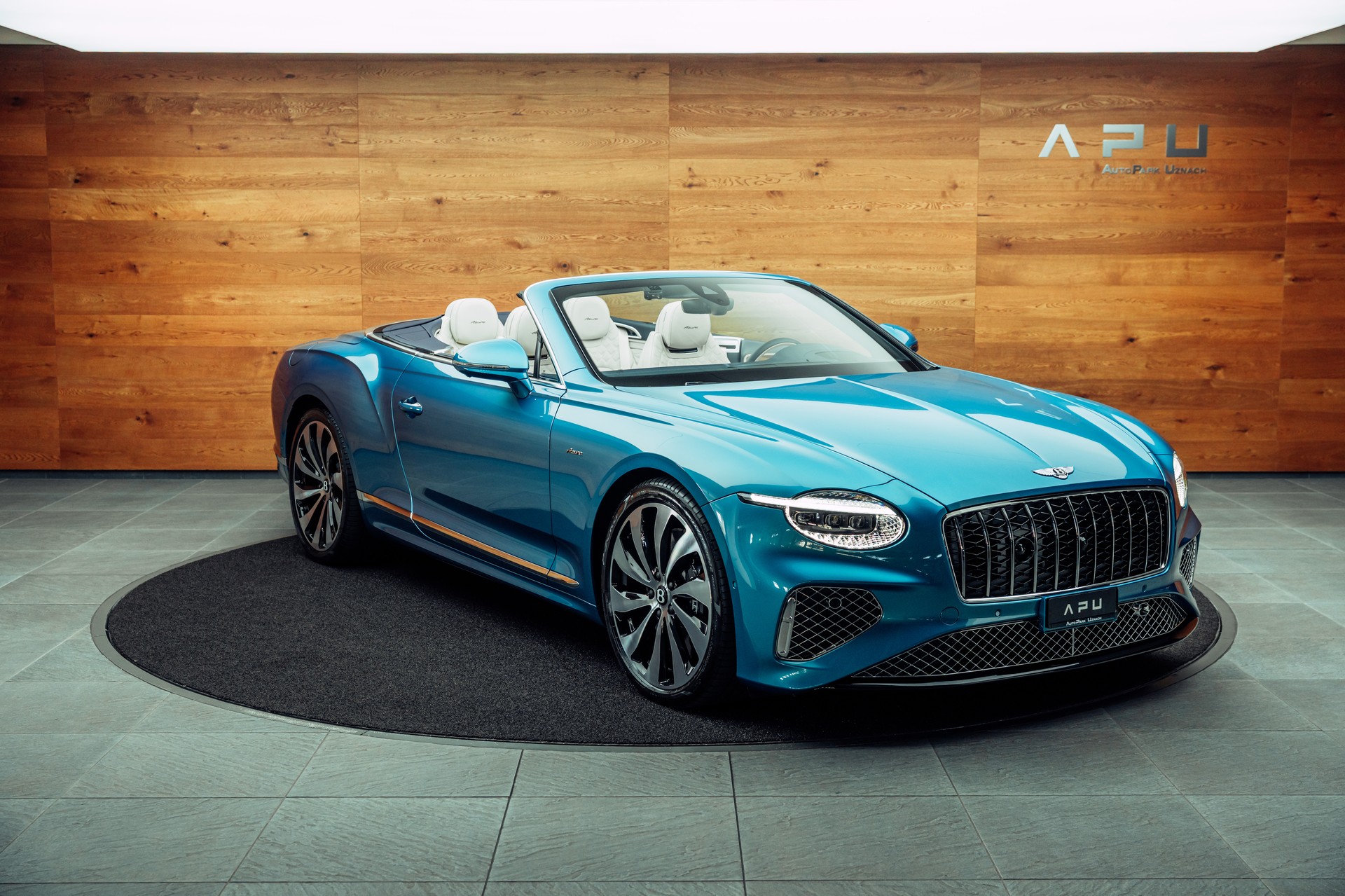 BENTLEY Continental GTC 4.0 V8 PHEV Azure Topaz Blue
