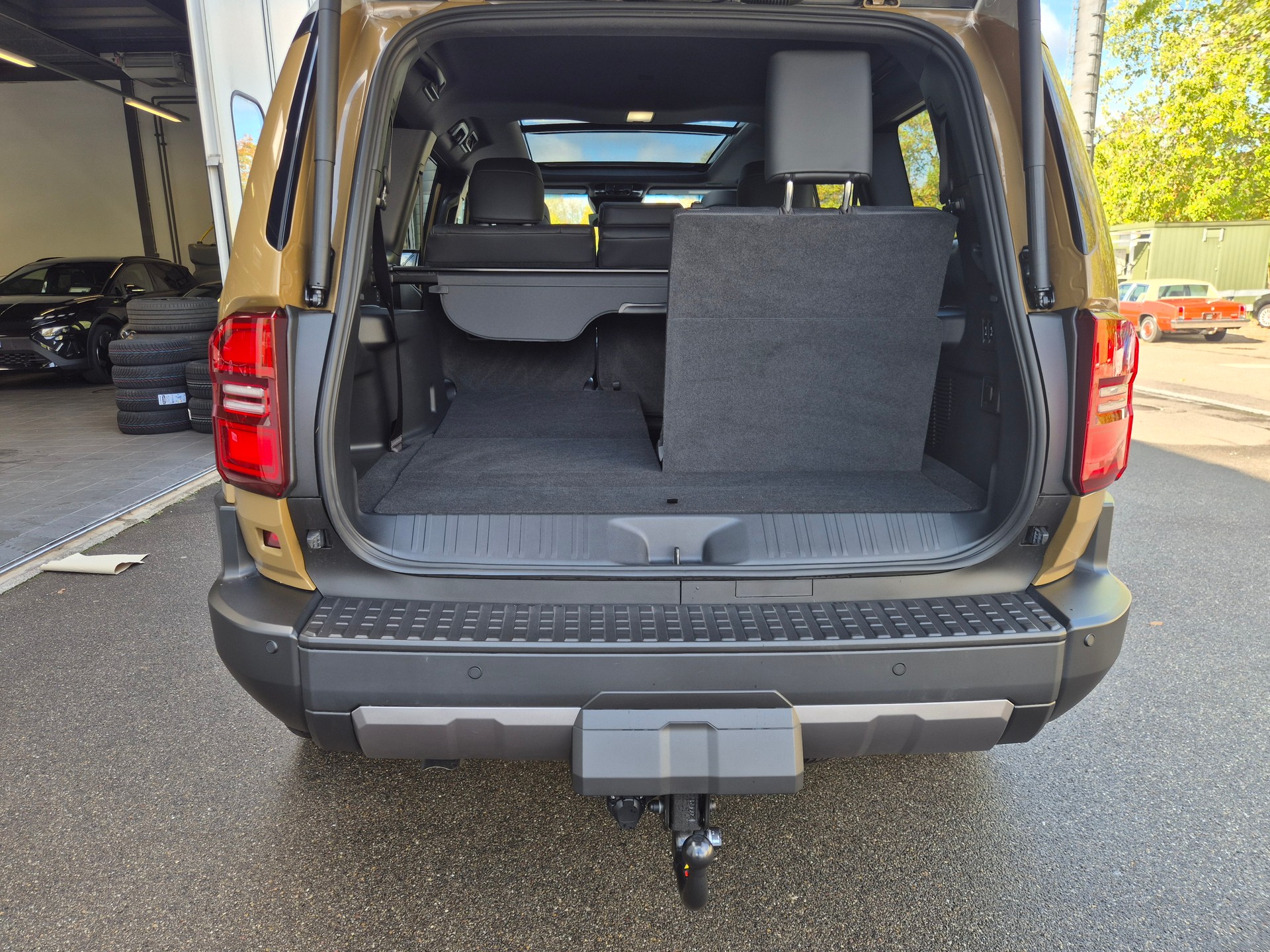 TOYOTA Land Cruiser 2.8TD Invincible-image-27