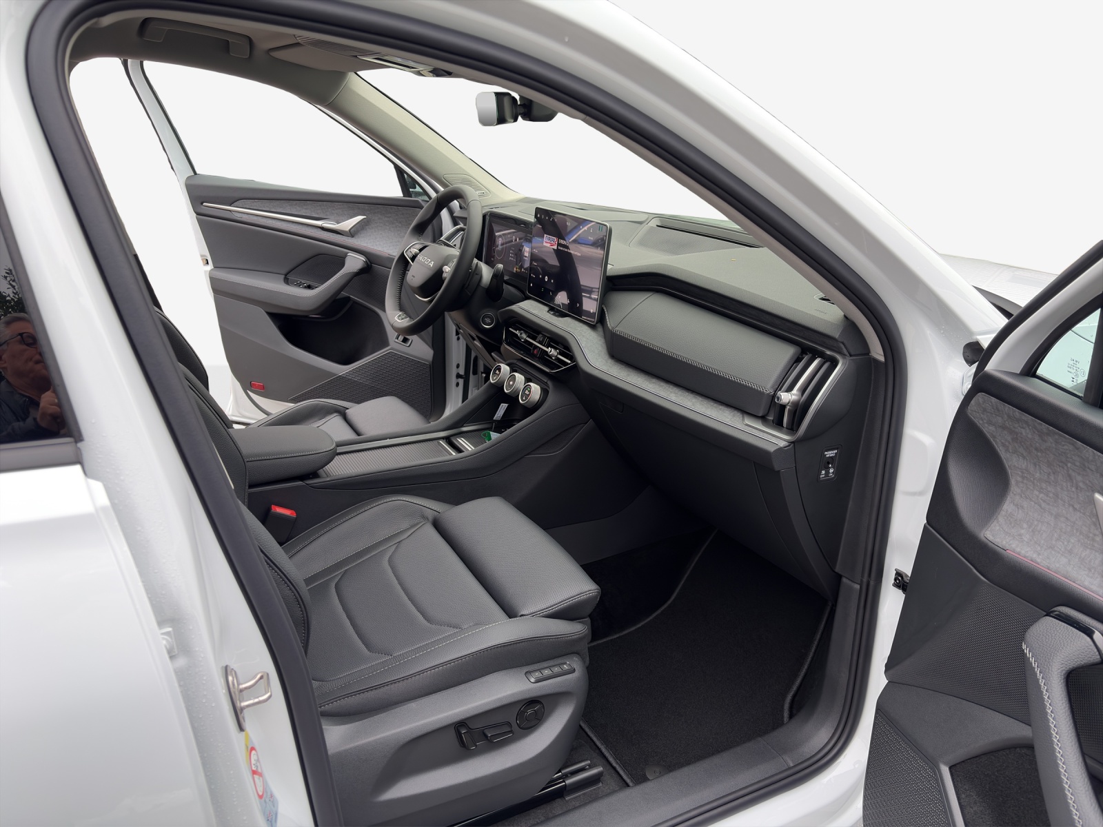 SKODA Kodiaq 2.0 TSI Selection 4x4-image-13