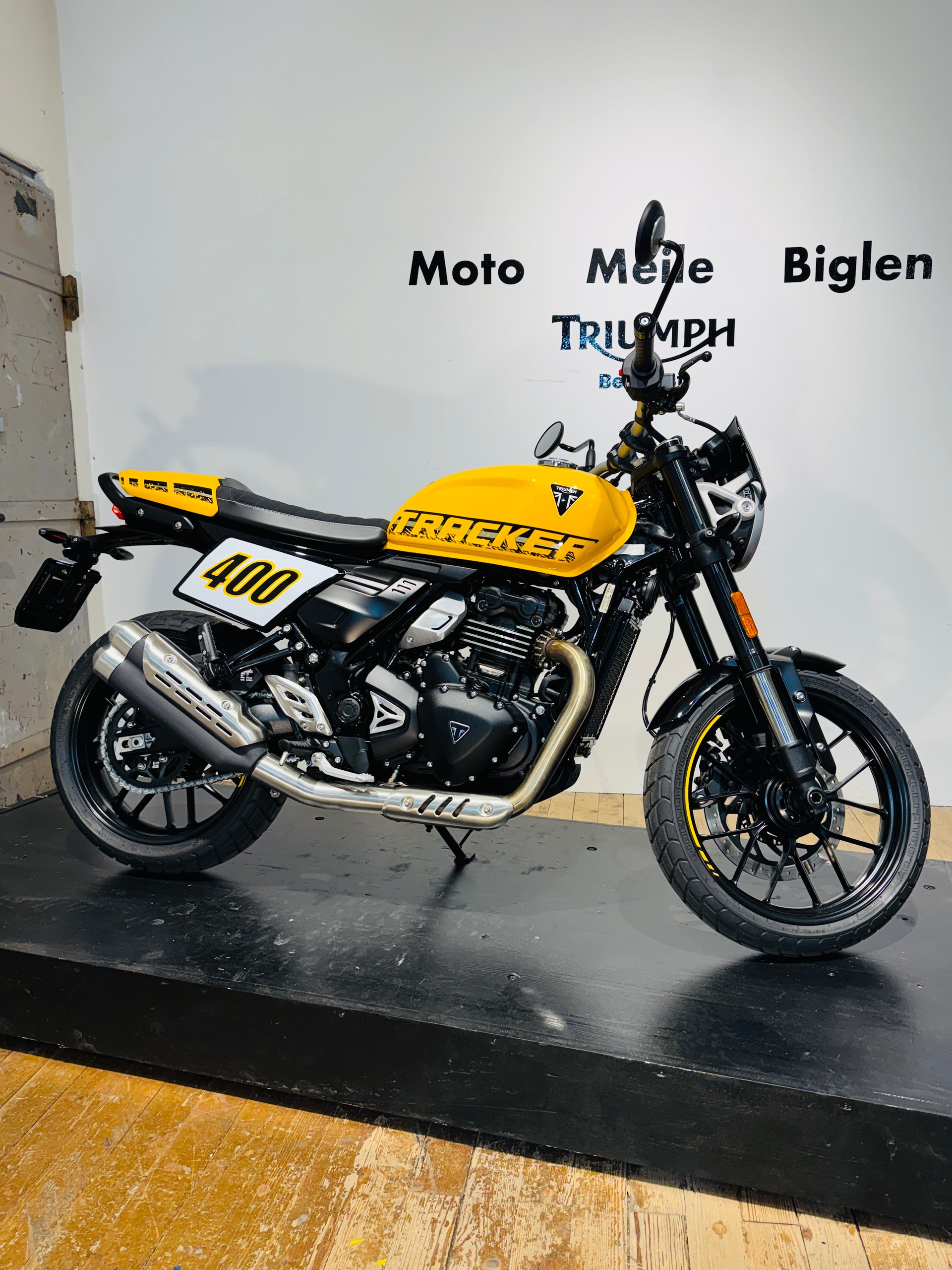 TRIUMPH Tracker 400-image-2