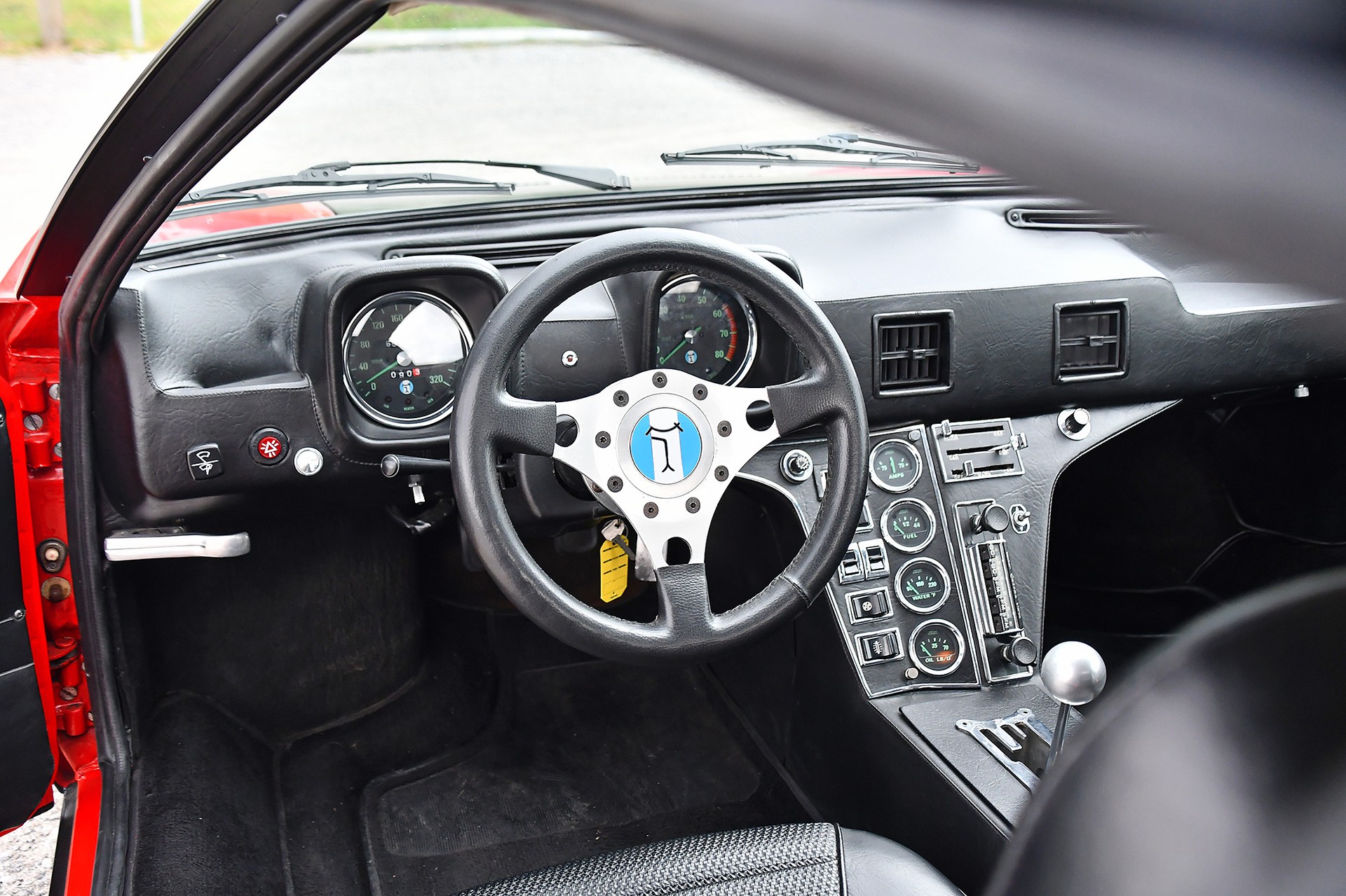 DE TOMASO Pantera Pre-L-image-8