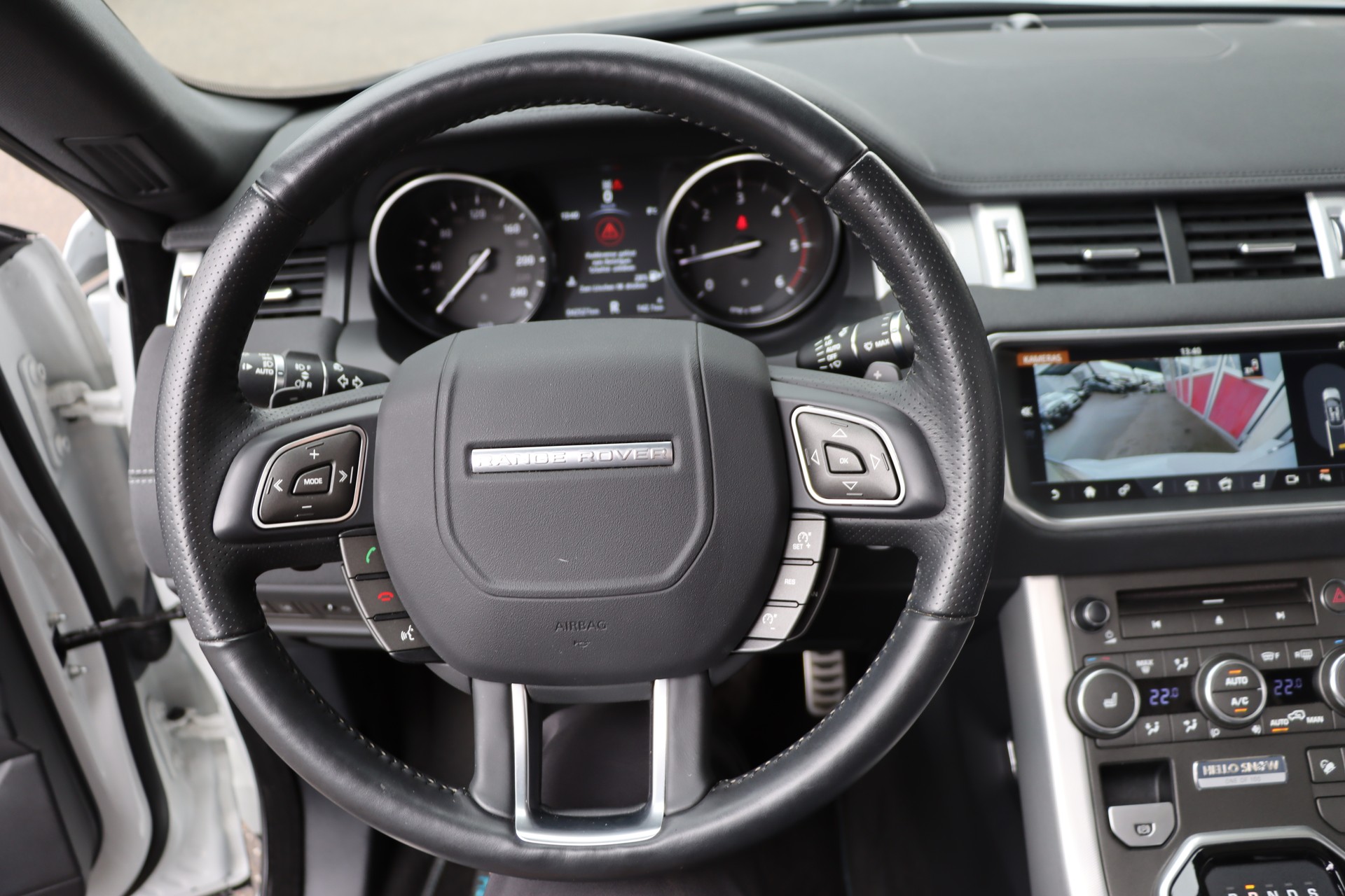 LAND ROVER Range Rover Evoque Convert. 2.0 TD4 SE Dynamic AT9-image-13