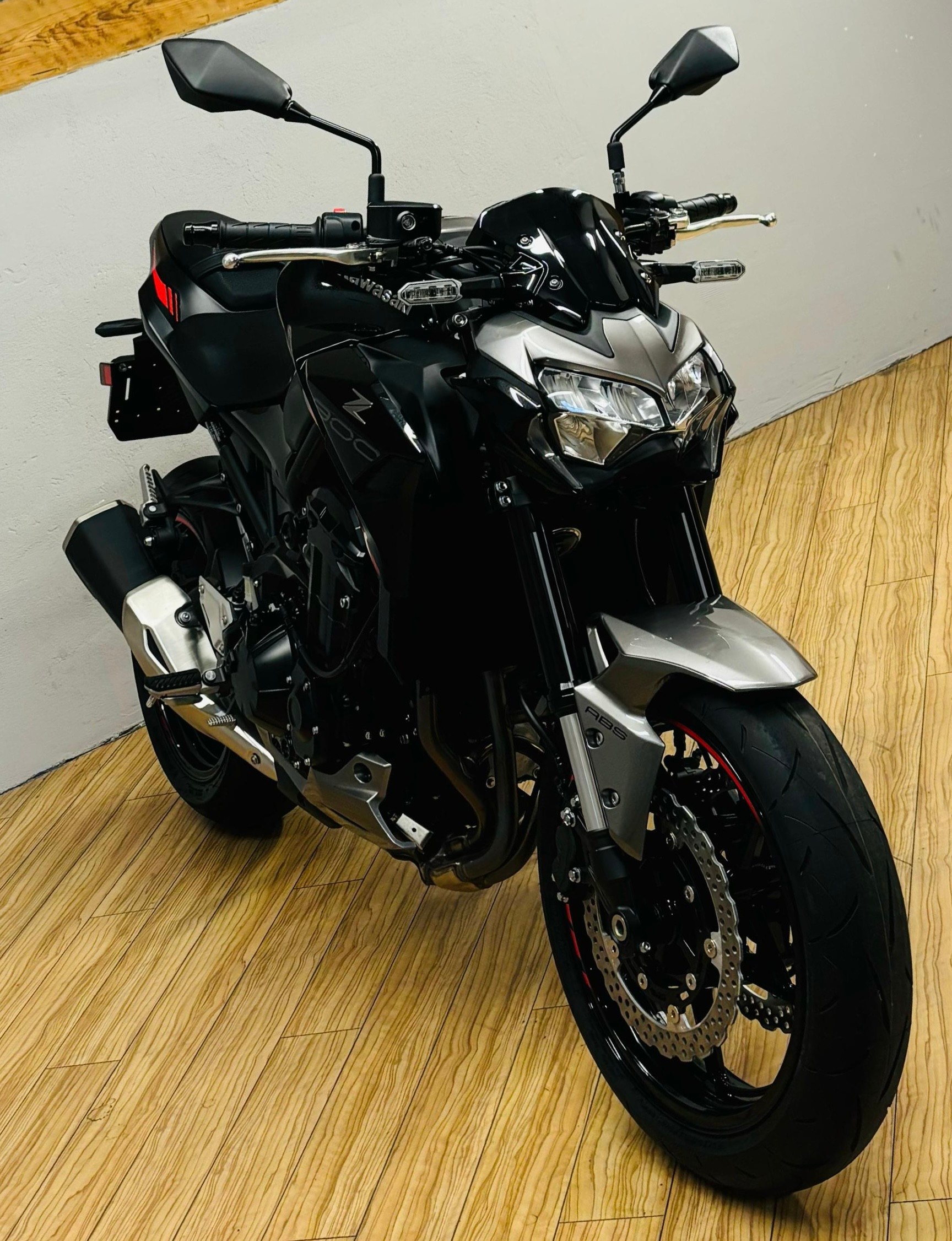 KAWASAKI Z 900 (35kW)-image-0