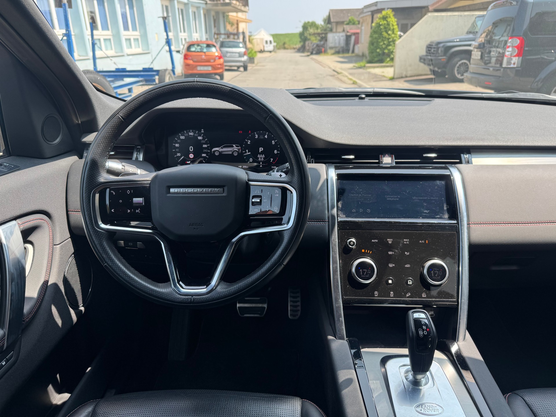 LAND ROVER Discovery Sport R Dyn P250 2.0 Si4 MHEV Base AT9-image-13