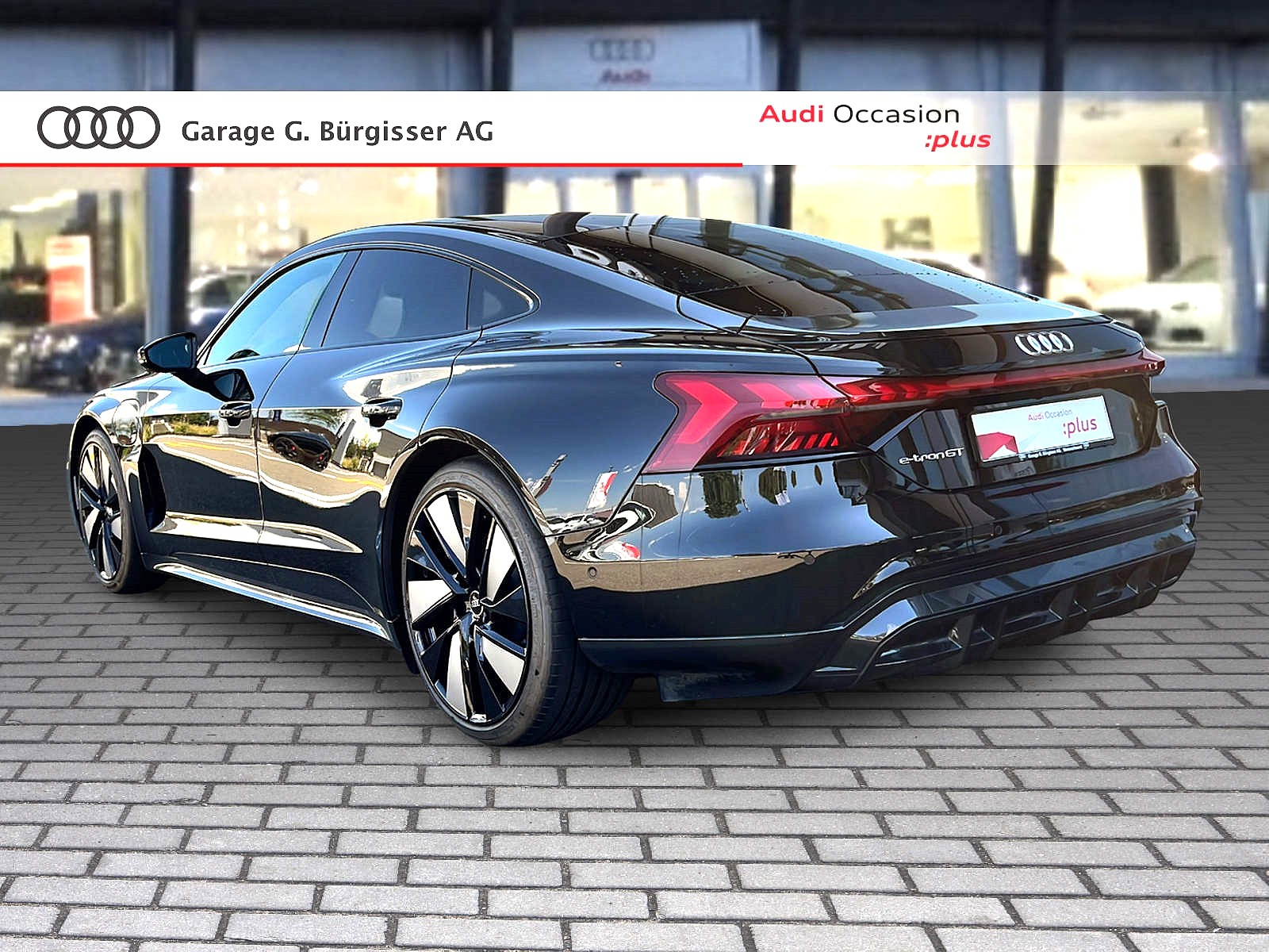 AUDI e-tron GT quattro Mythosschwarz Metallic-image-4