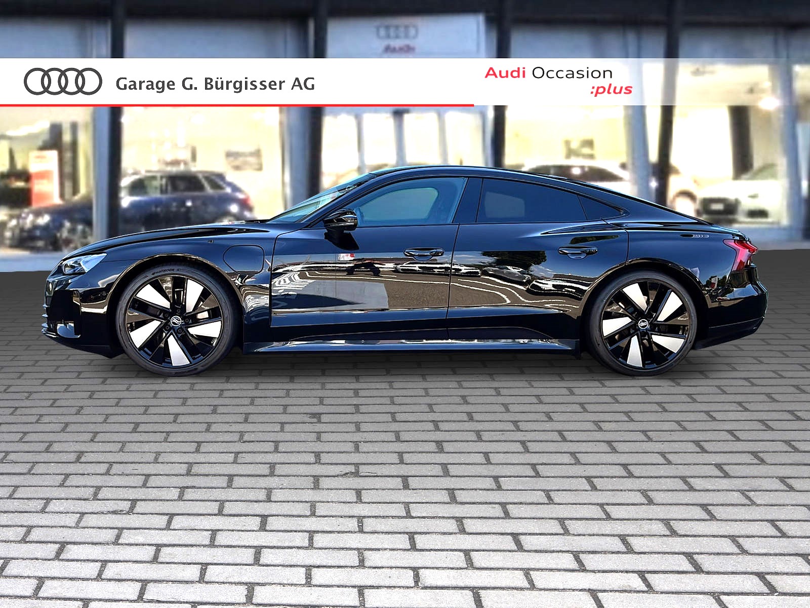 AUDI e-tron GT quattro Mythosschwarz Metallic-showroom-element-3