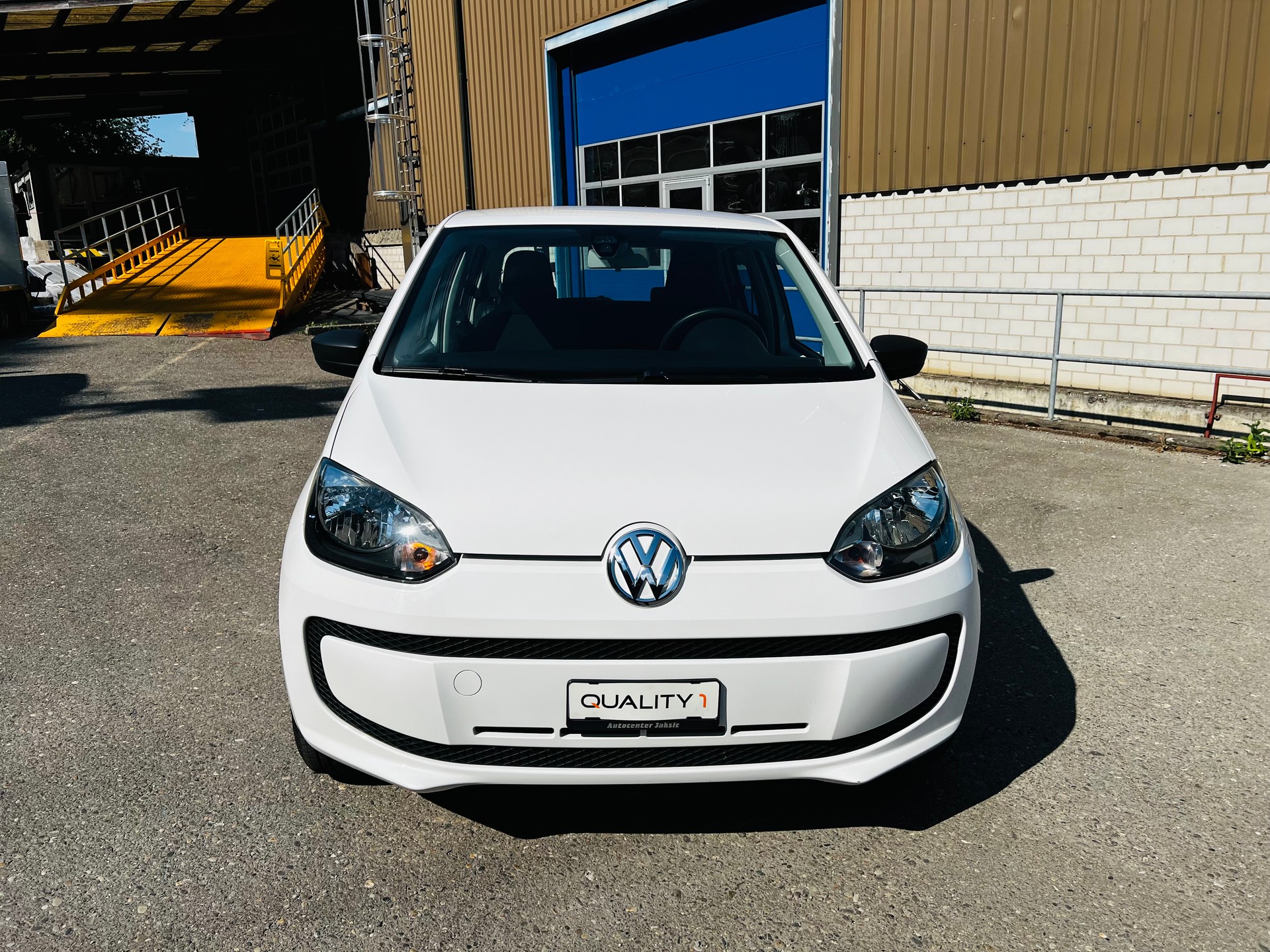 VW Up 1.0 move up-image-1