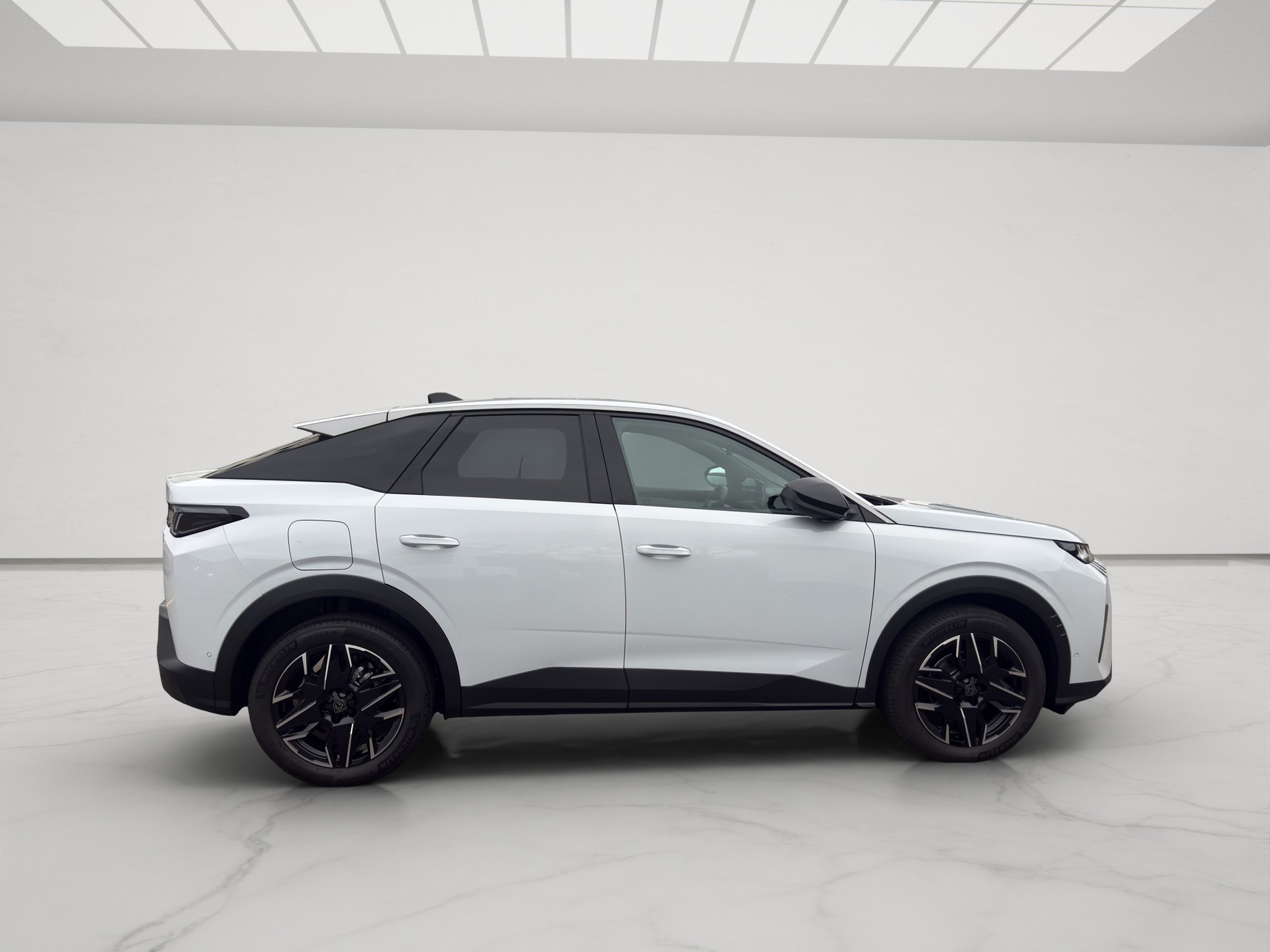 PEUGEOT 3008 145 e-DSC6 Hybrid Allure-image-6