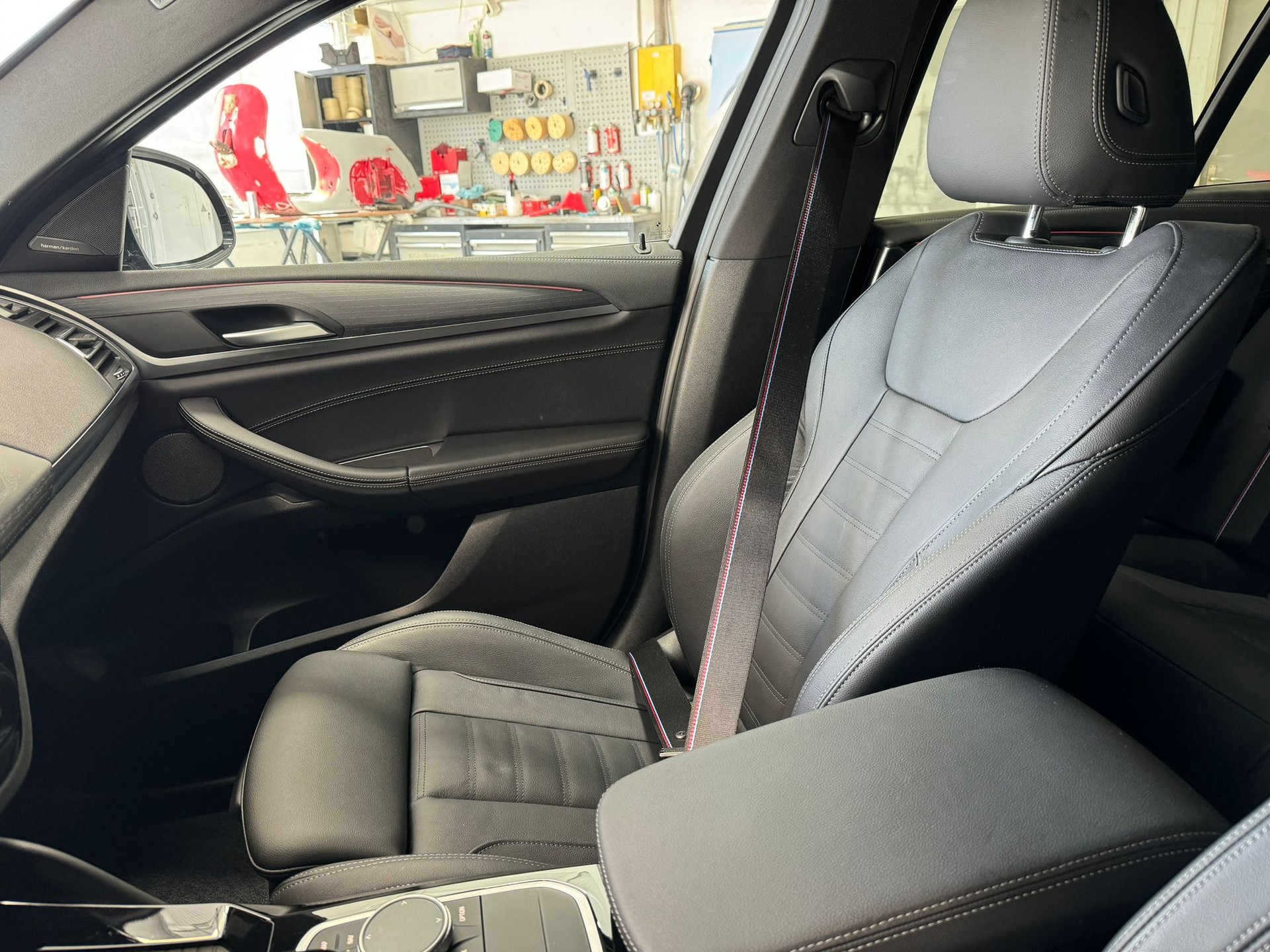 BMW X4 xDrive 48V M40d Steptronic-image-12