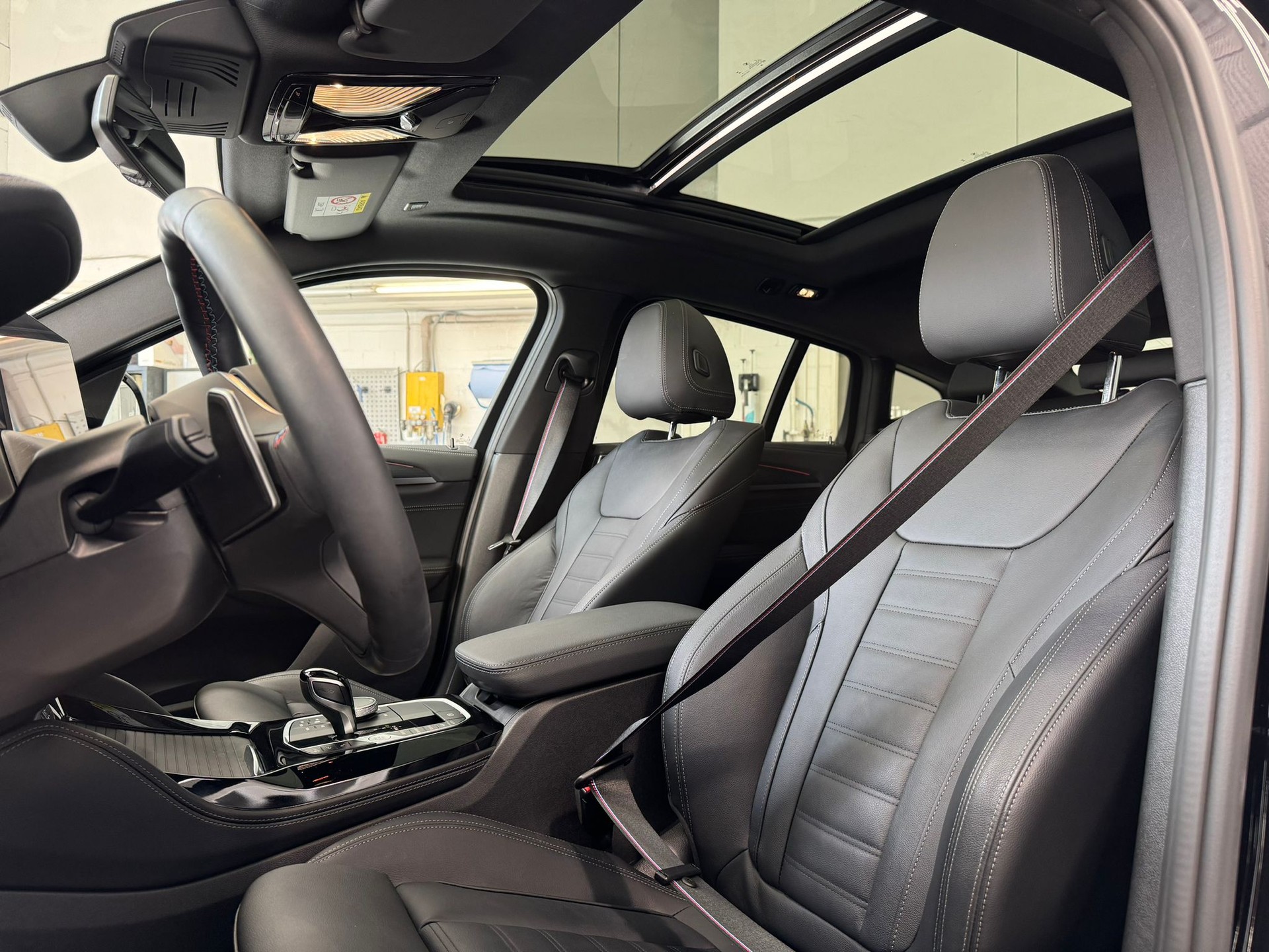 BMW X4 xDrive 48V M40d Steptronic-image-9