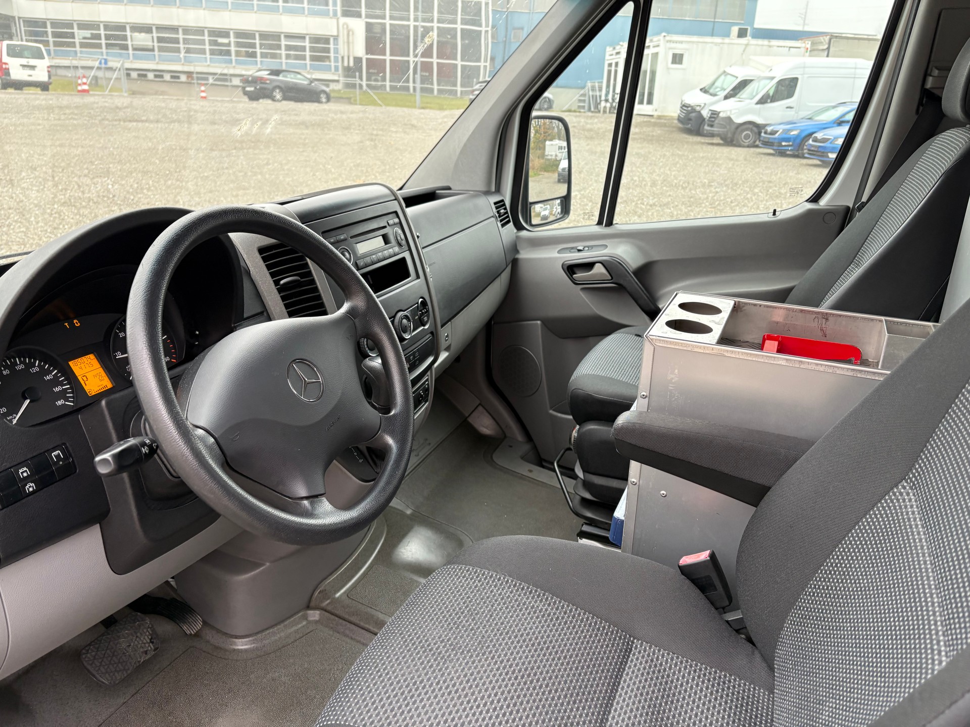 MERCEDES-BENZ Sprinter 316 CDI Standard Automat-image-6