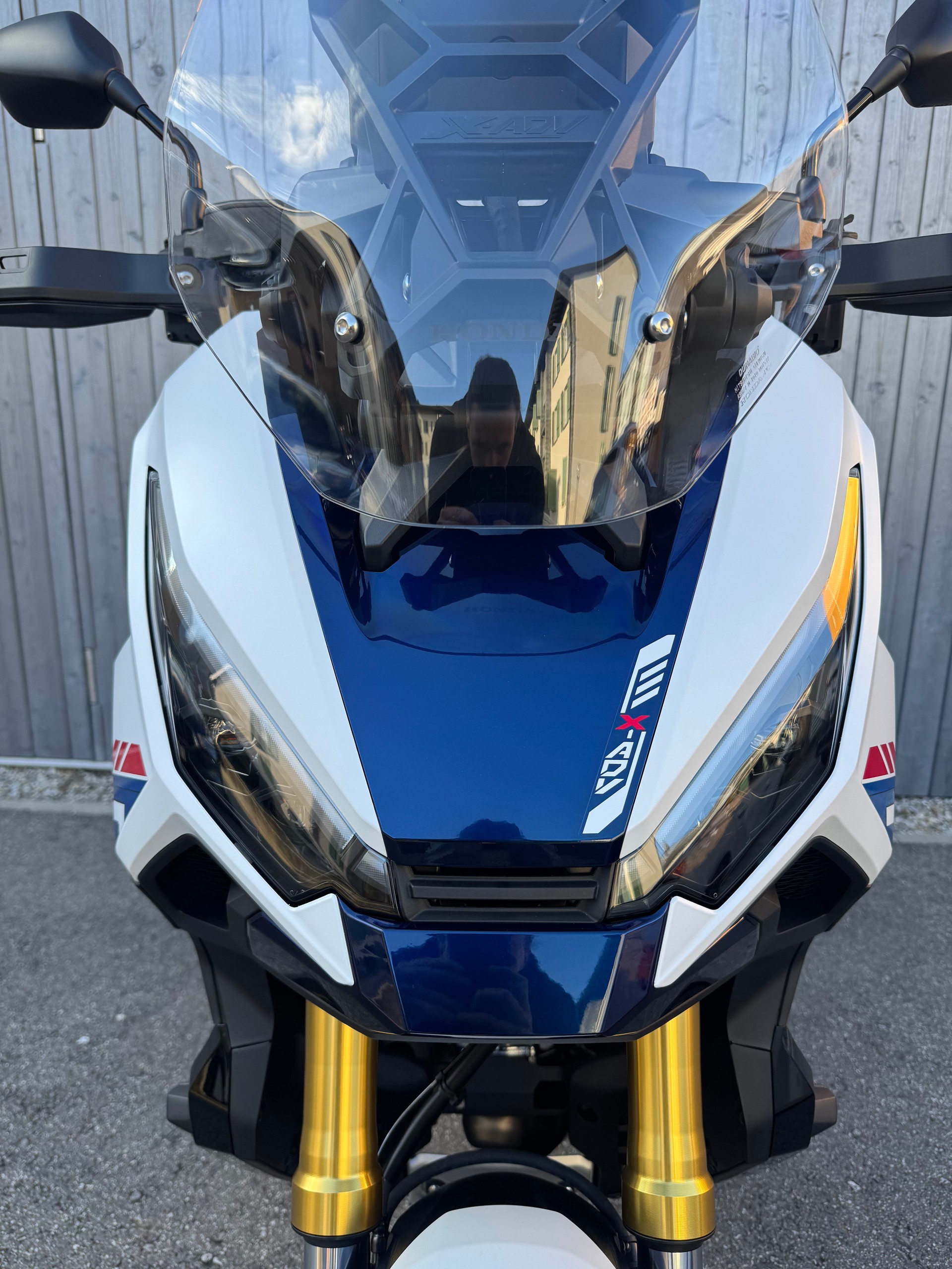 HONDA X-ADV 750-image-2