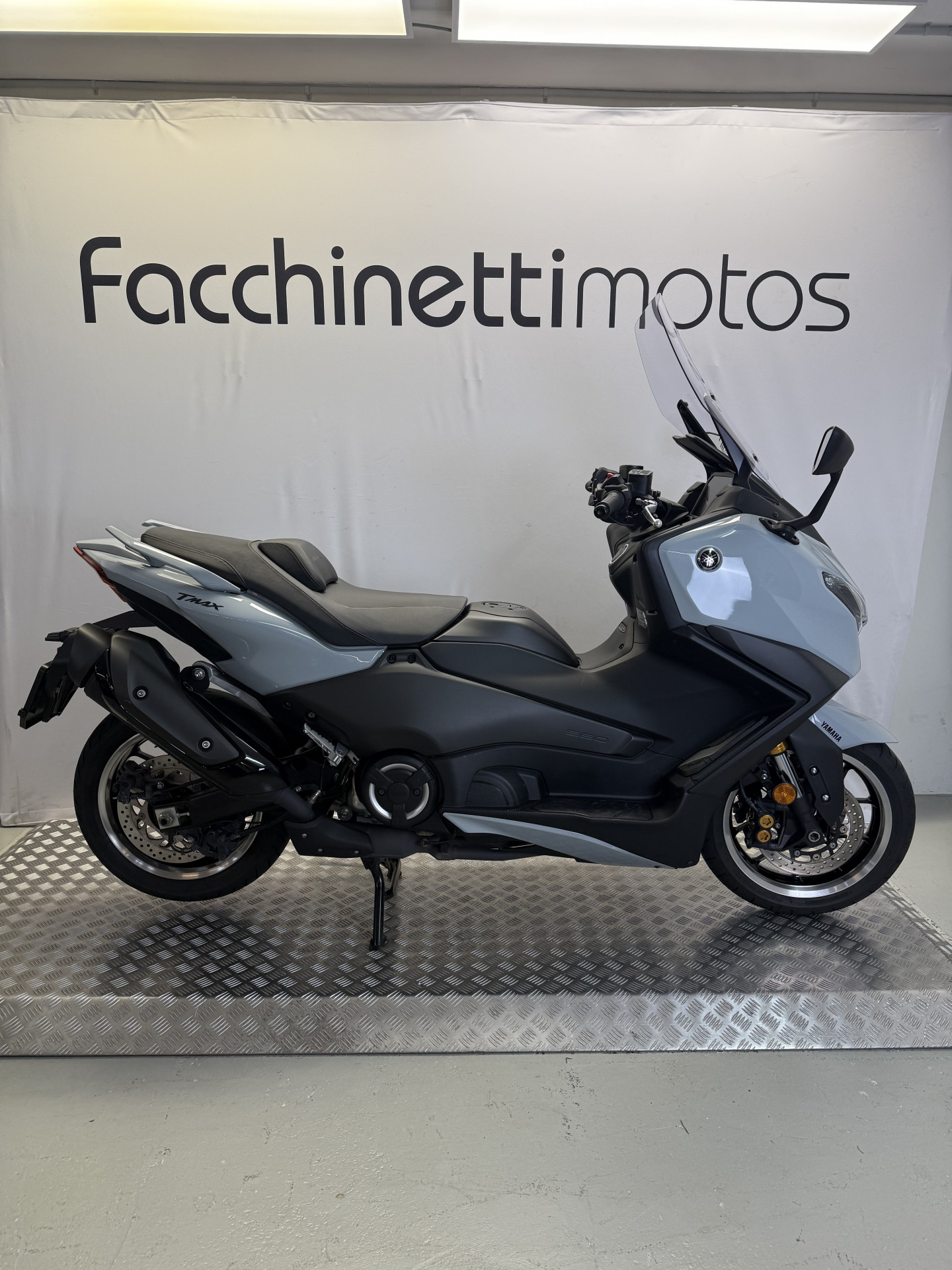 YAMAHA TMax 560 Tech Max-image-0