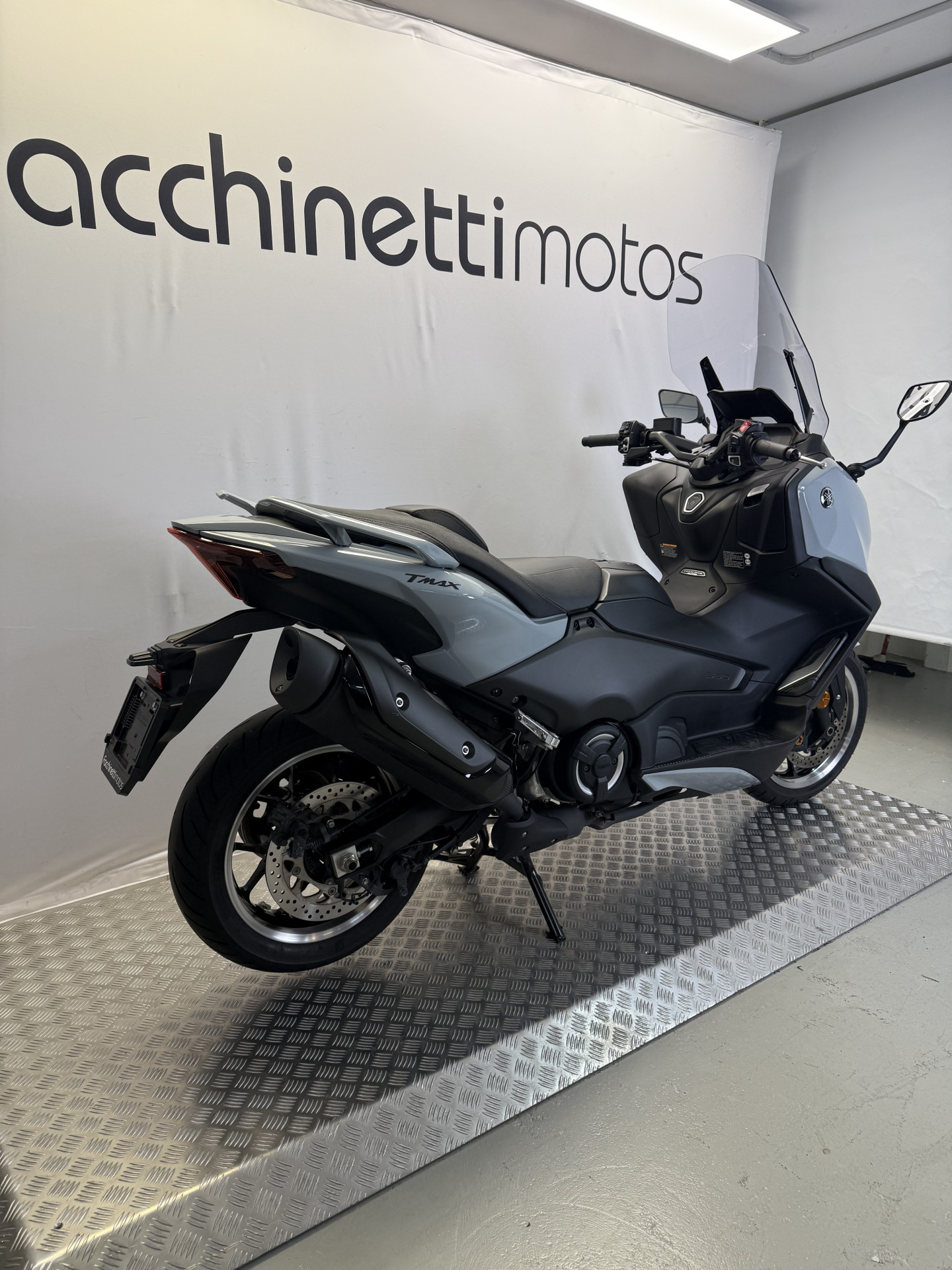 YAMAHA TMax 560 Tech Max-image-3