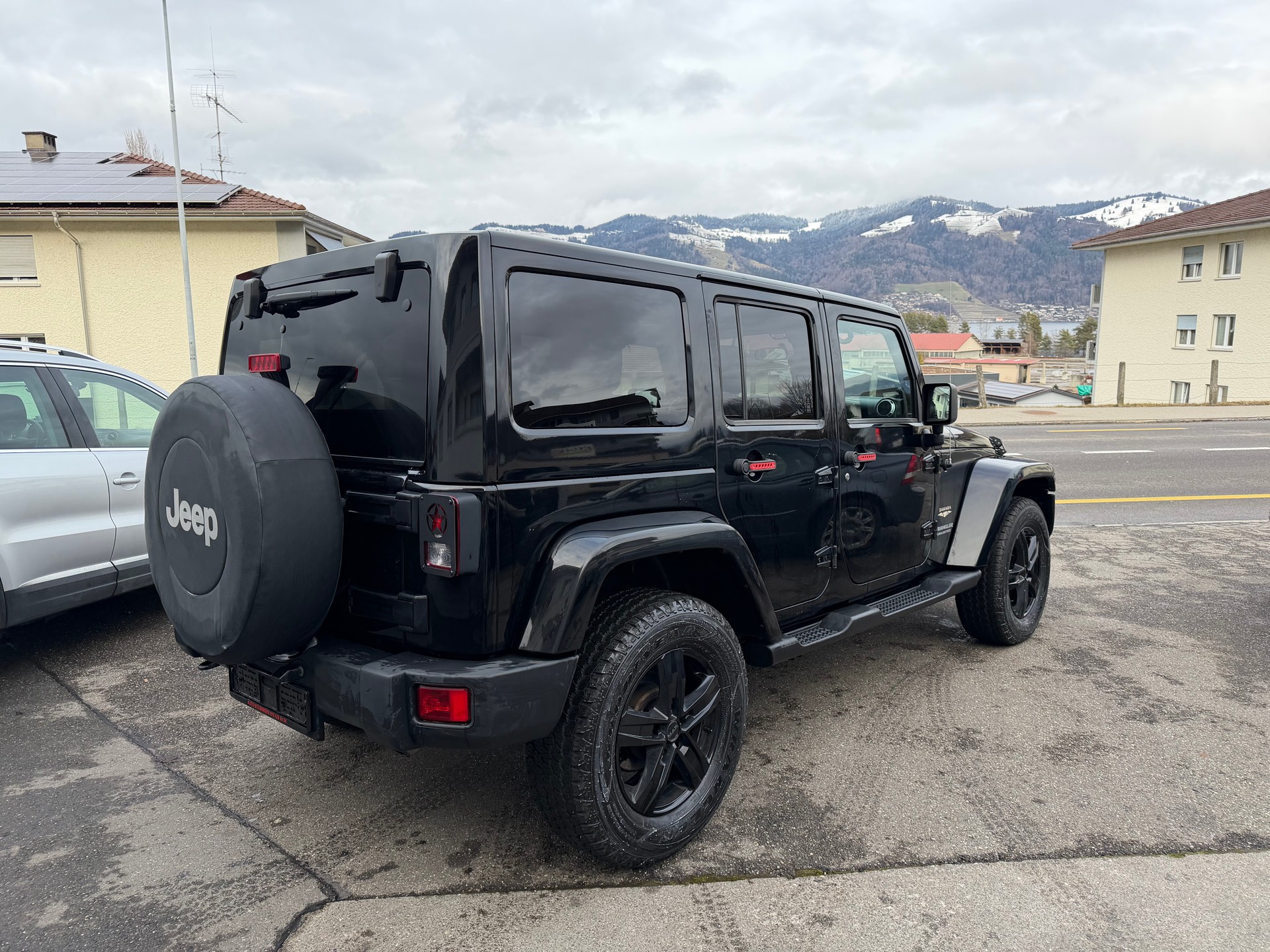 JEEP Wrangler 2.8CRD Unlimited Sahara Automatic-image-6