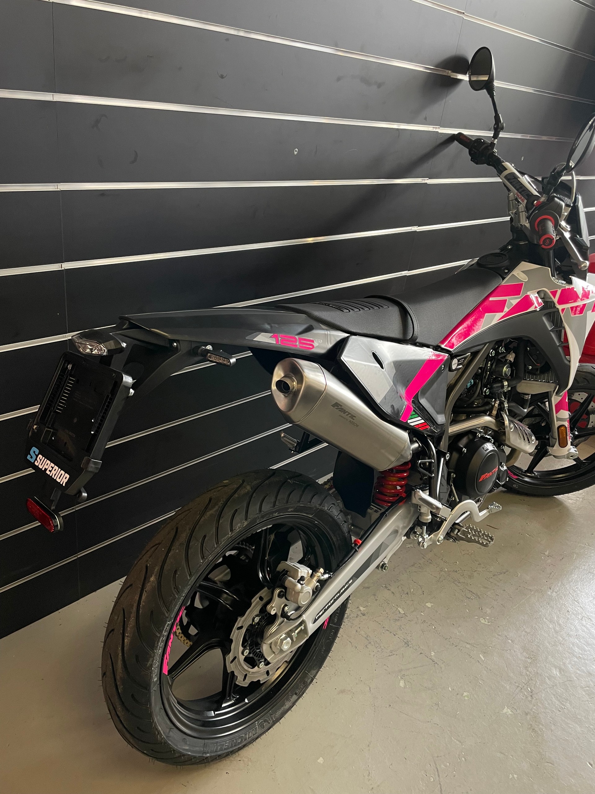 FANTIC XMF 125 Performance-image-3