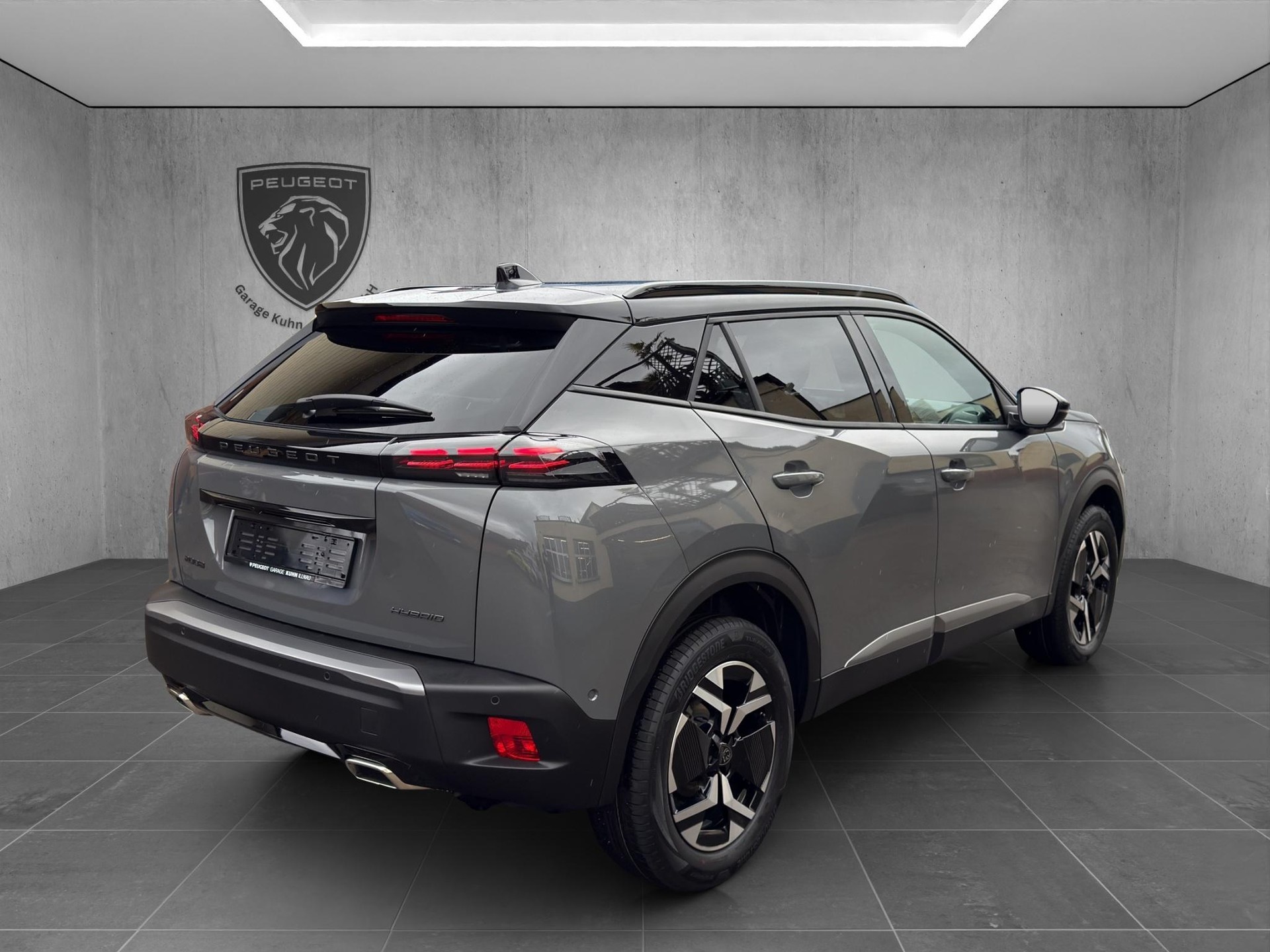 PEUGEOT 2008 1.2 Hybrid 145 GT-image-4