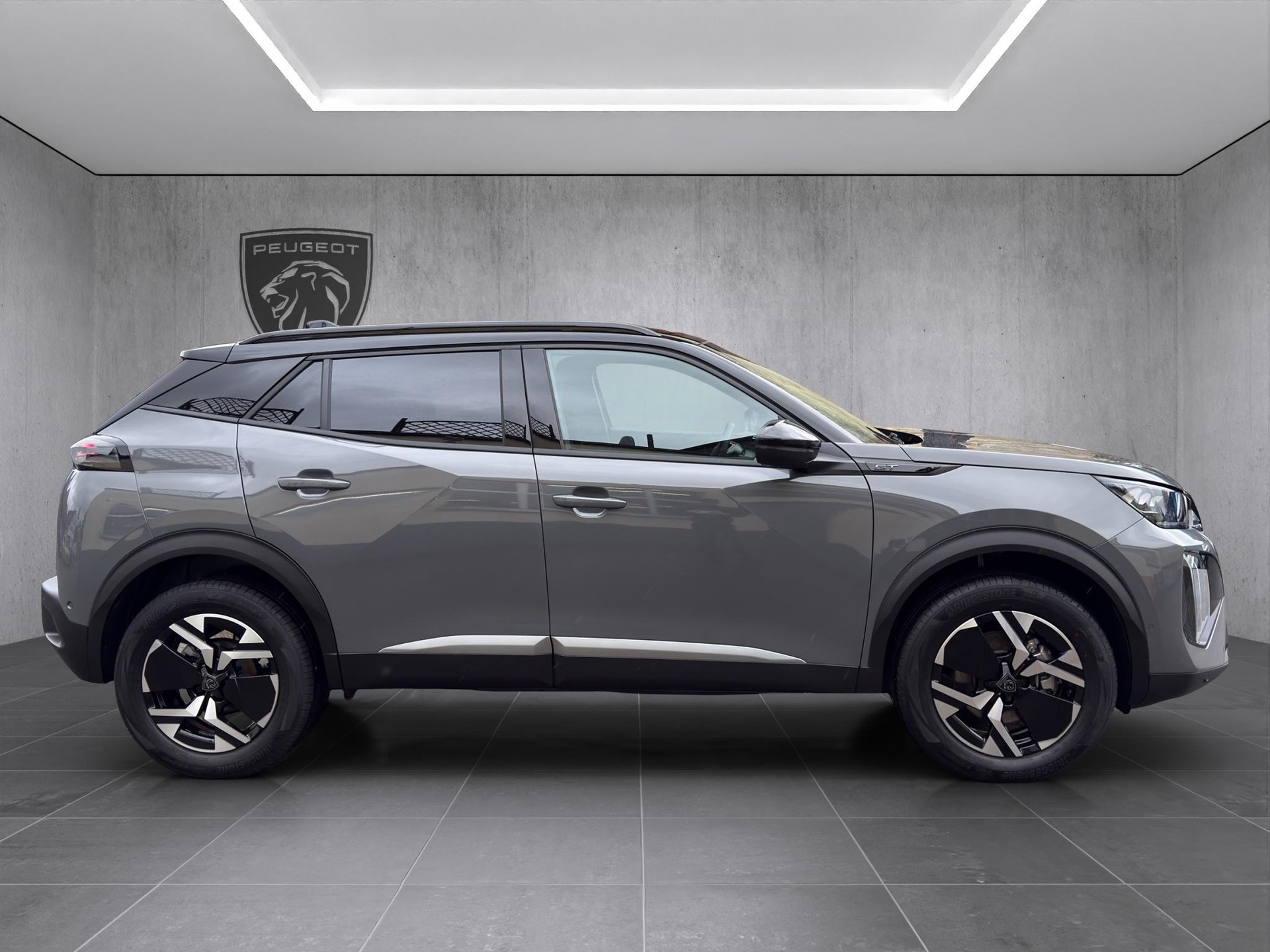 PEUGEOT 2008 1.2 Hybrid 145 GT-showroom-element-3