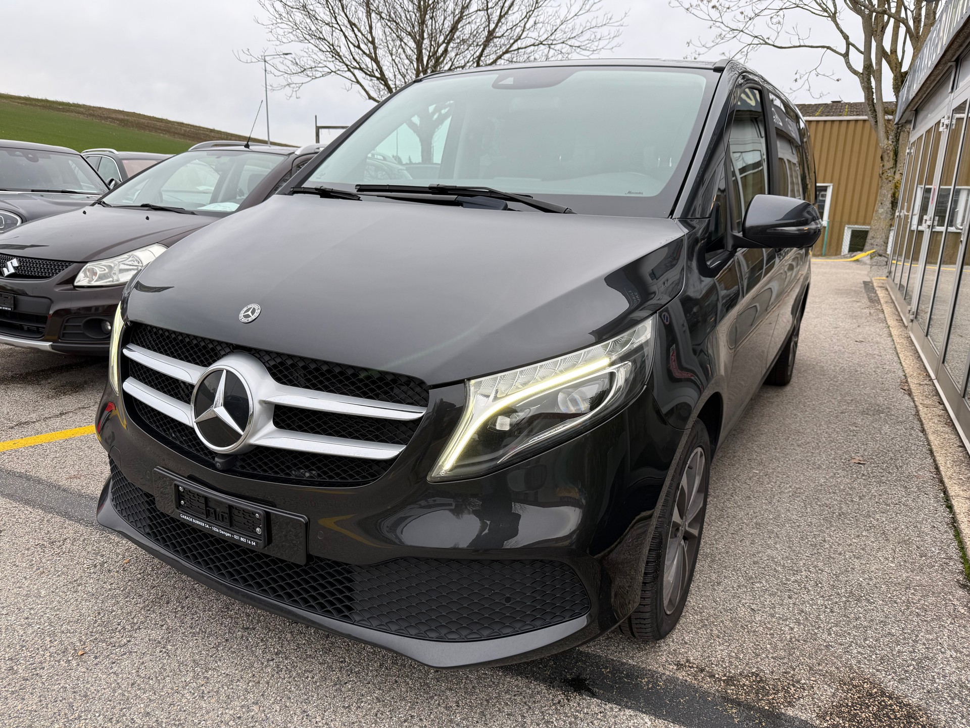 MERCEDES-BENZ V 250 d lang 4Matic 9G-Tronic-showroom-element-1