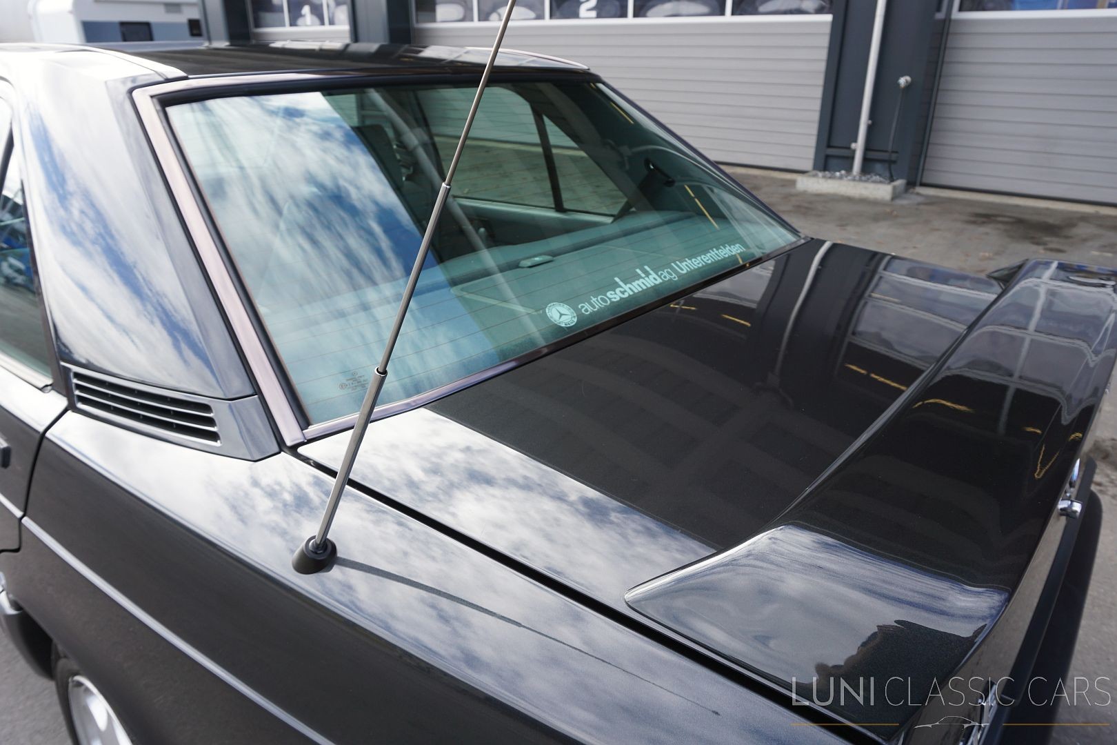 MERCEDES-BENZ 190 E 2.3-image-7