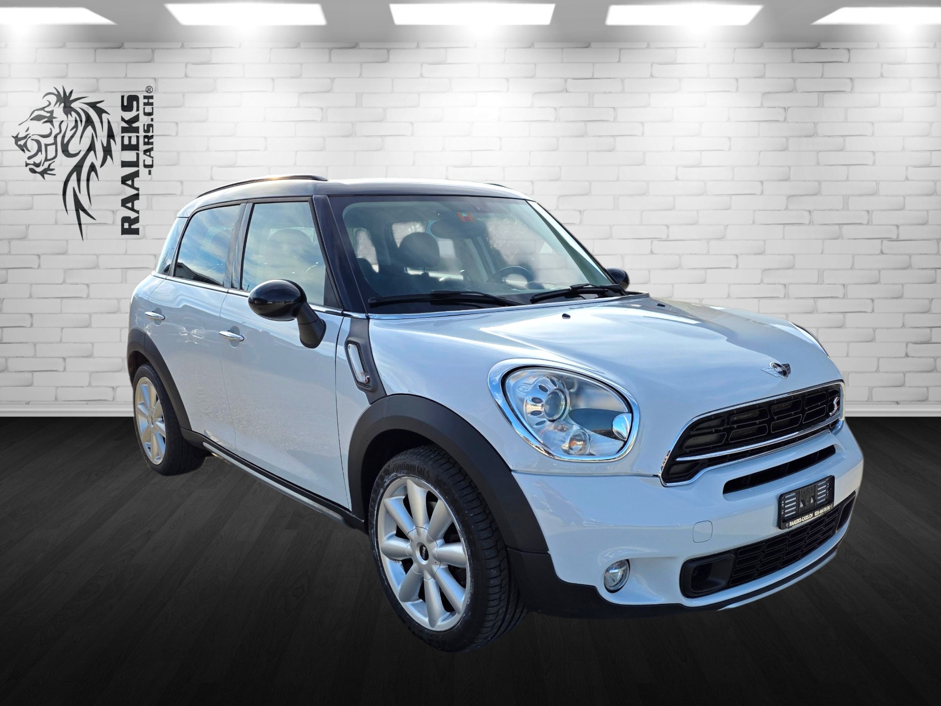MINI Countryman Cooper S ALL4 Steptronic-showroom-element-1