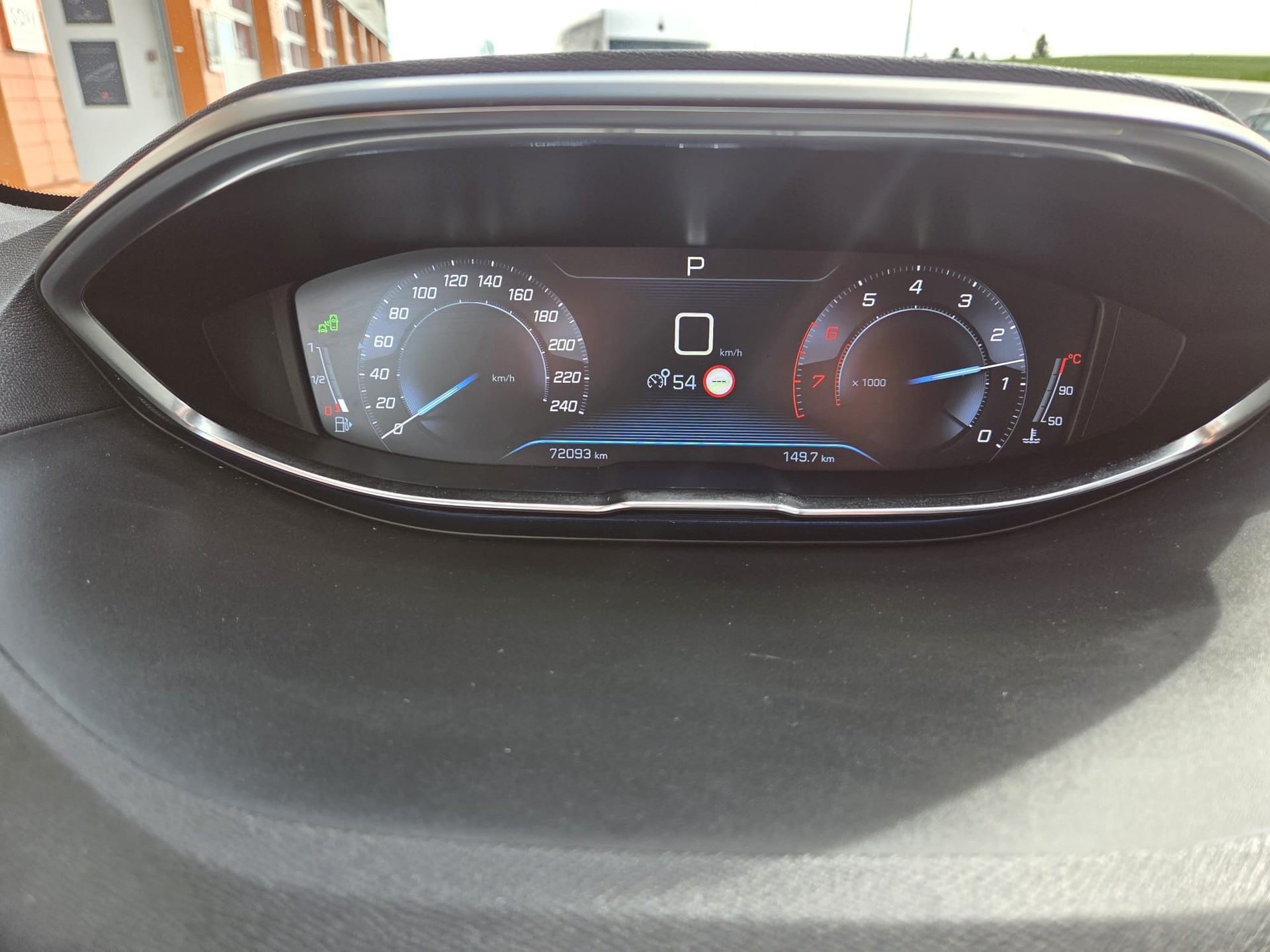 PEUGEOT 3008 1.6 THP GT Line EAT-image-6